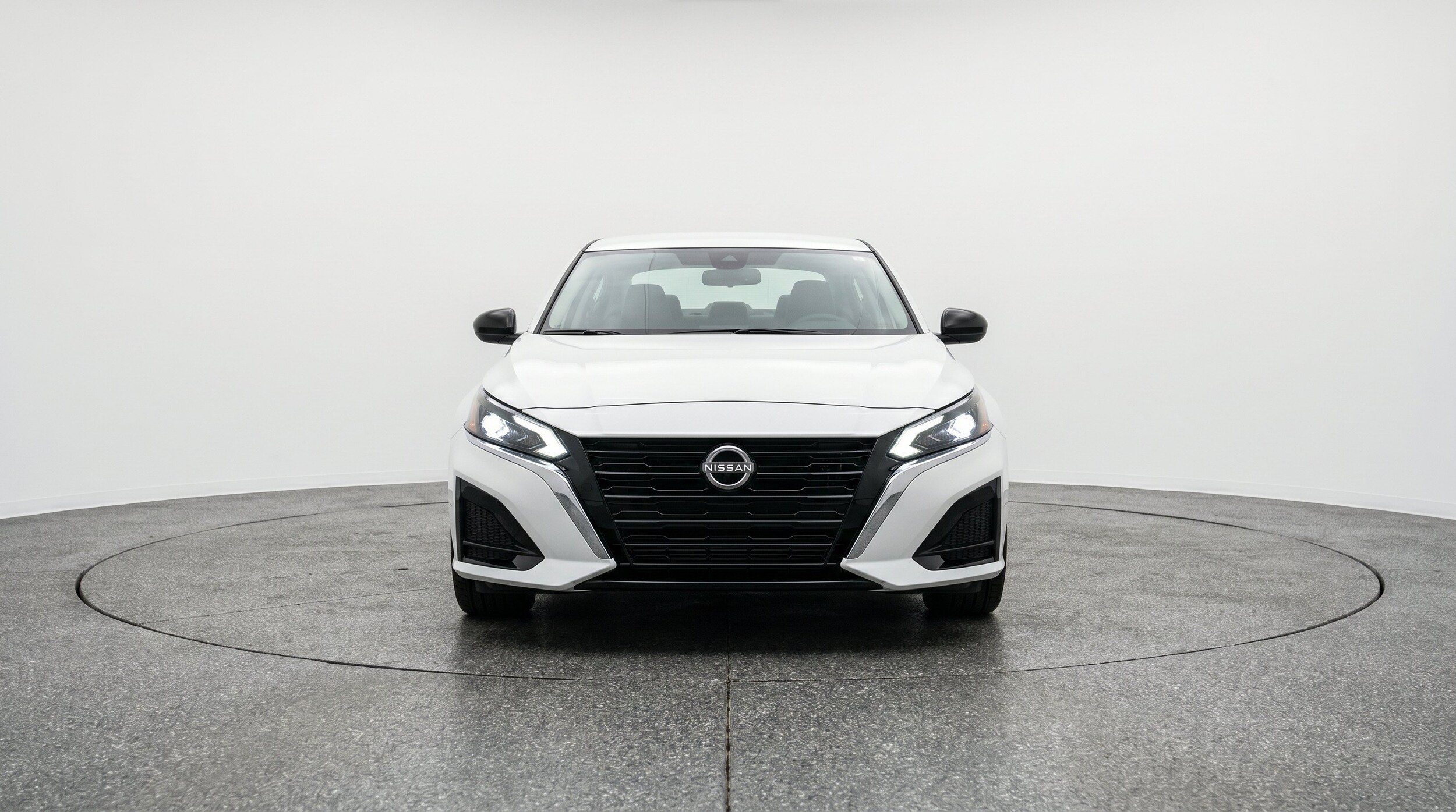 Thumbnail: 2025 Nissan Altima - 2