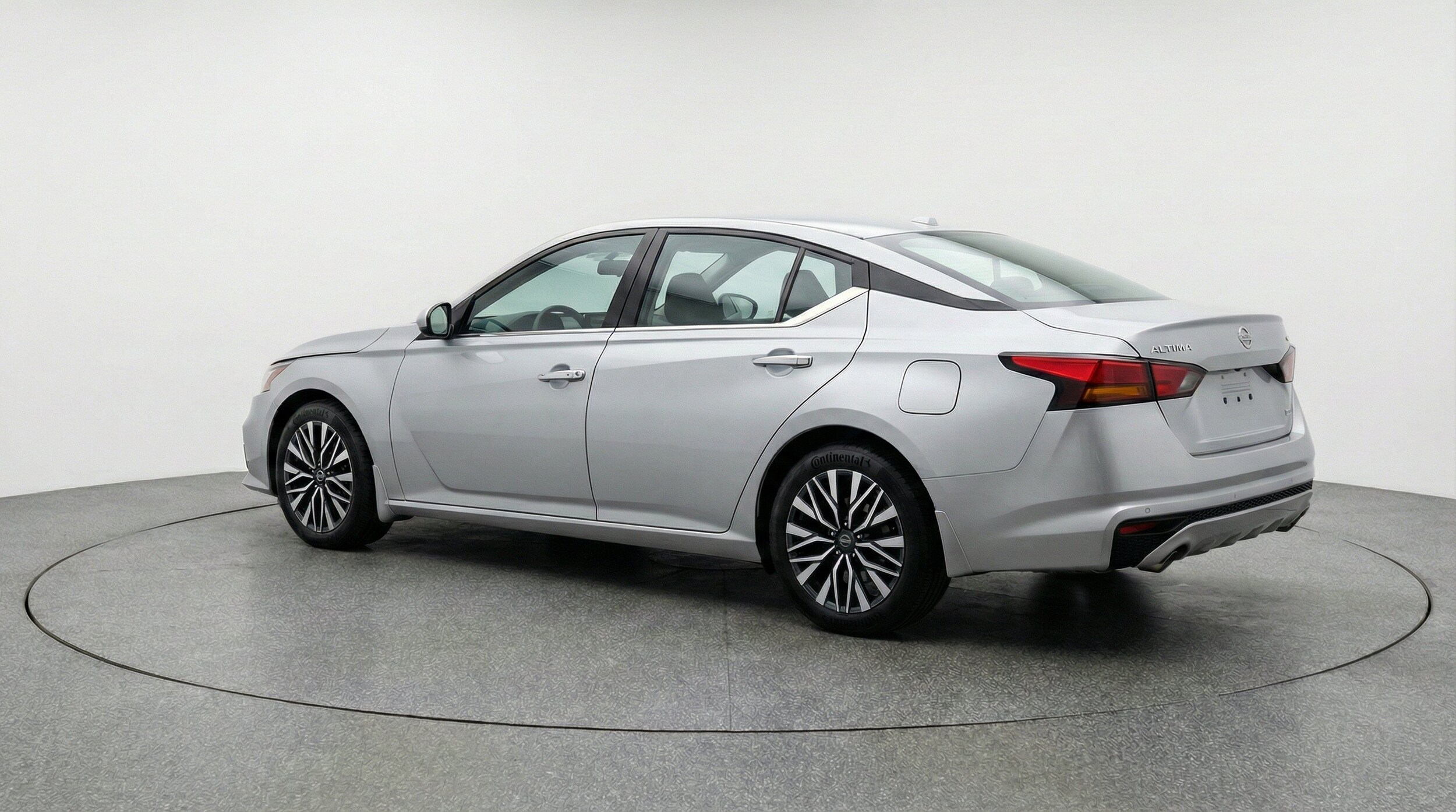 Thumbnail: 2025 Nissan Altima - 6