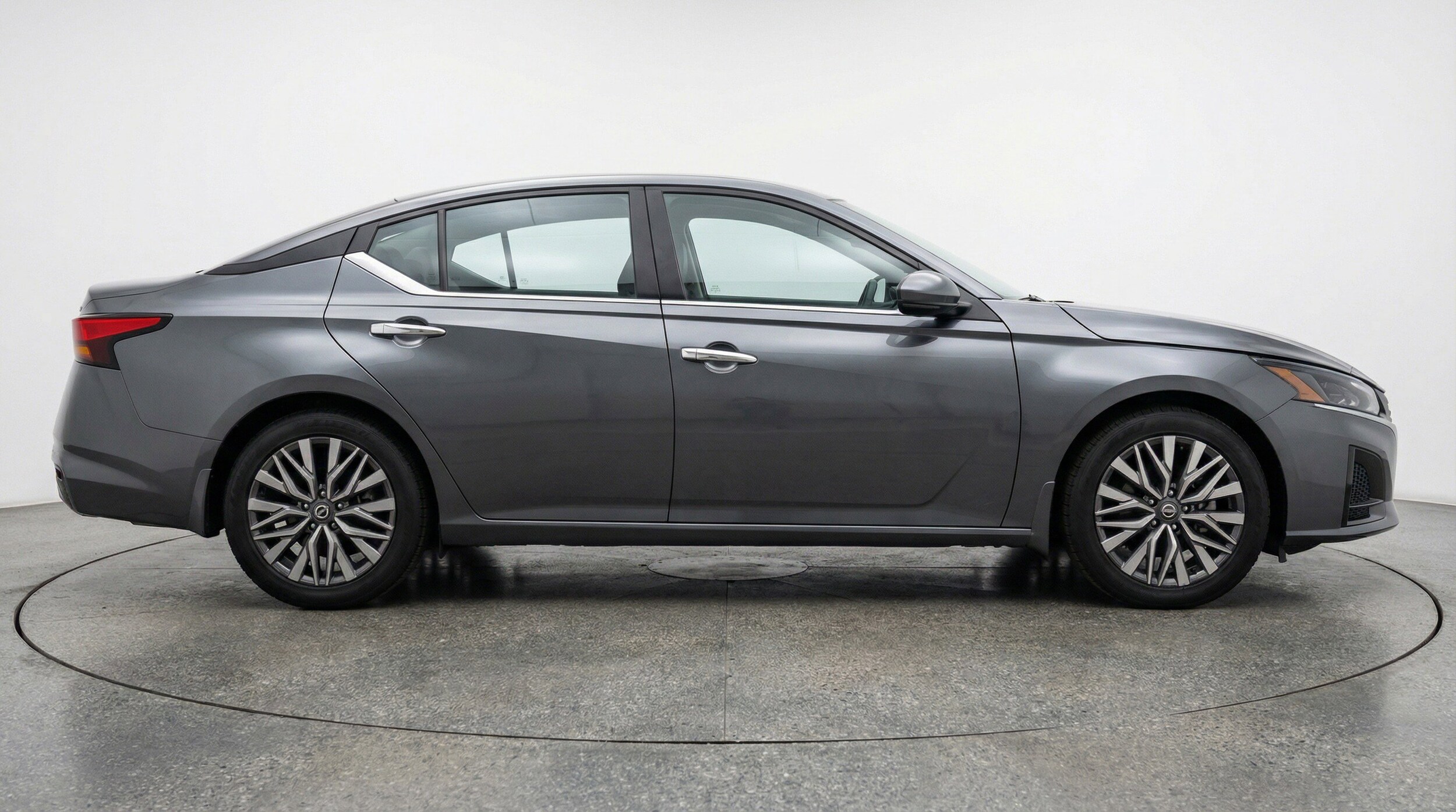 Thumbnail: 2025 Nissan Altima - 11