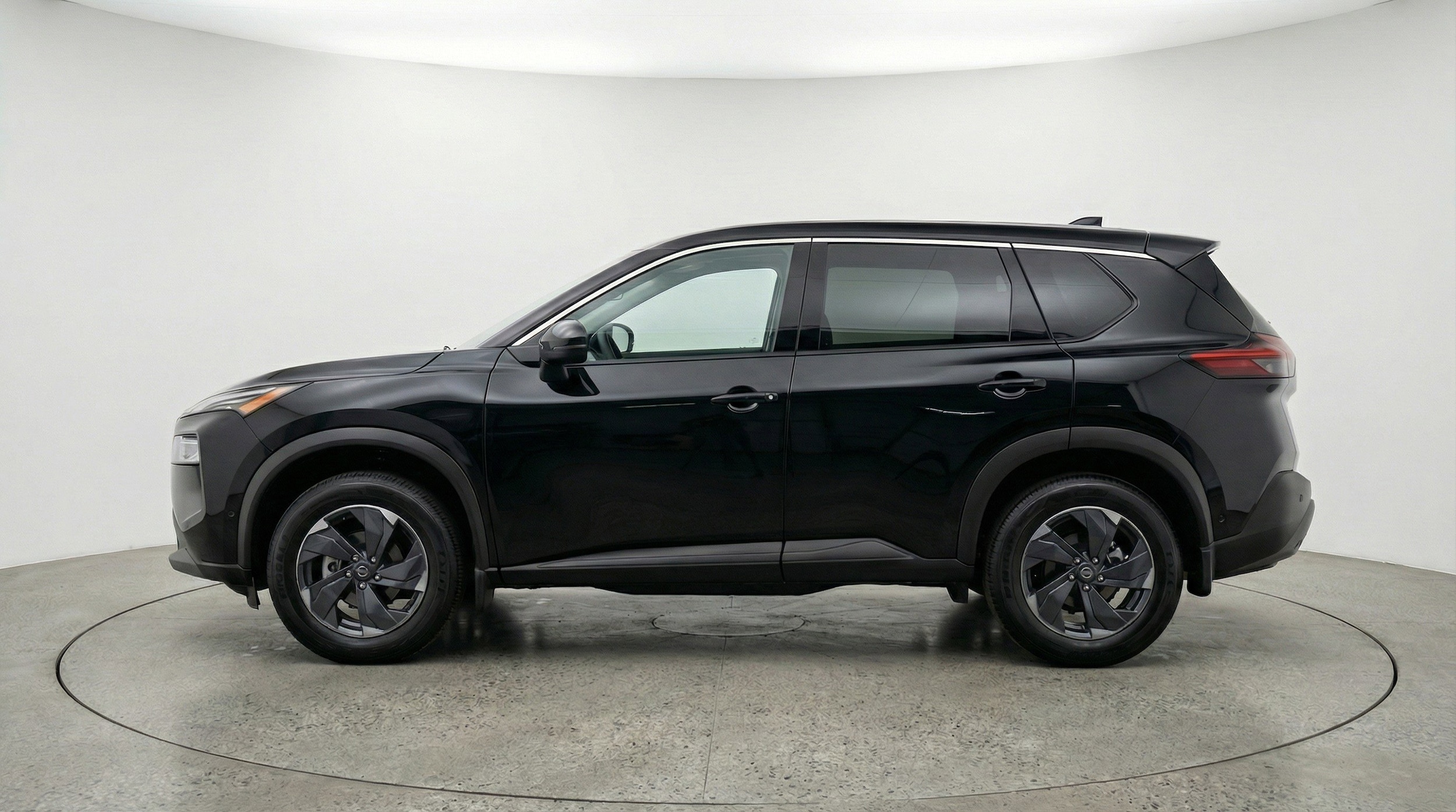 Thumbnail: 2025 Nissan Rogue - 5