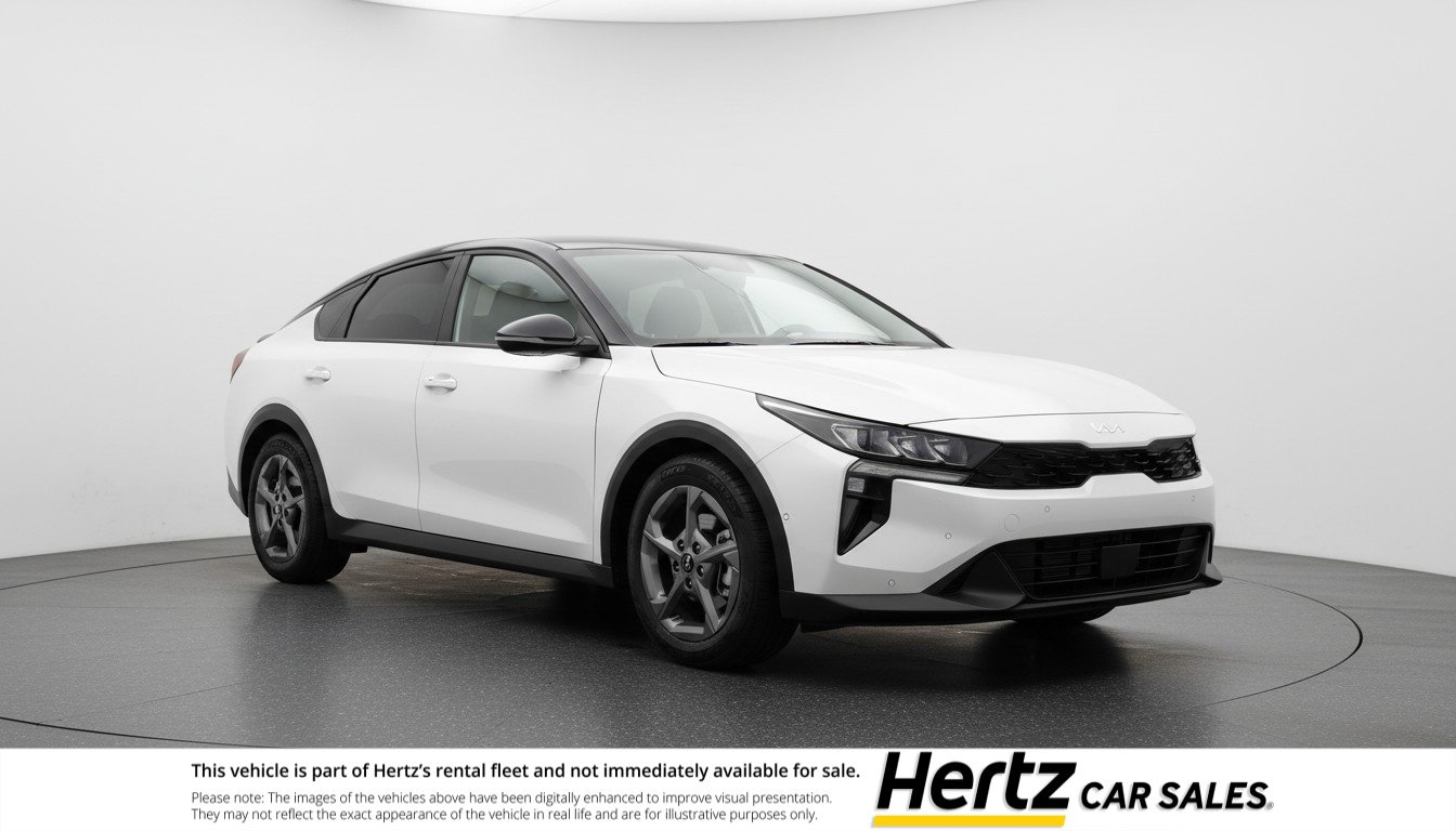 Thumbnail: 2026 Kia K4 - 1