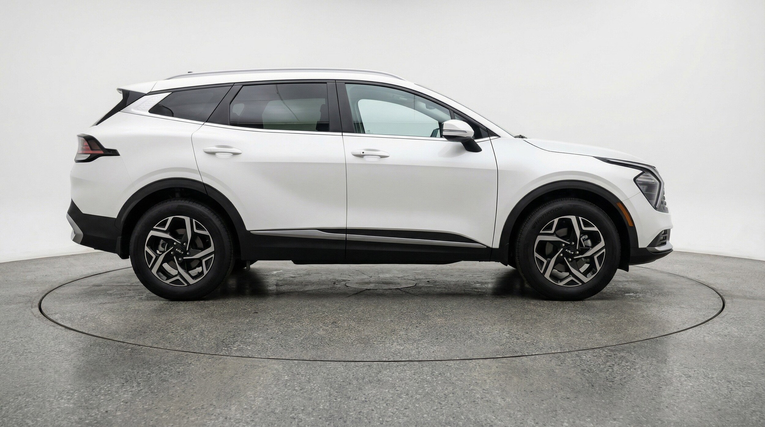 Thumbnail: 2025 Kia Sportage - 11