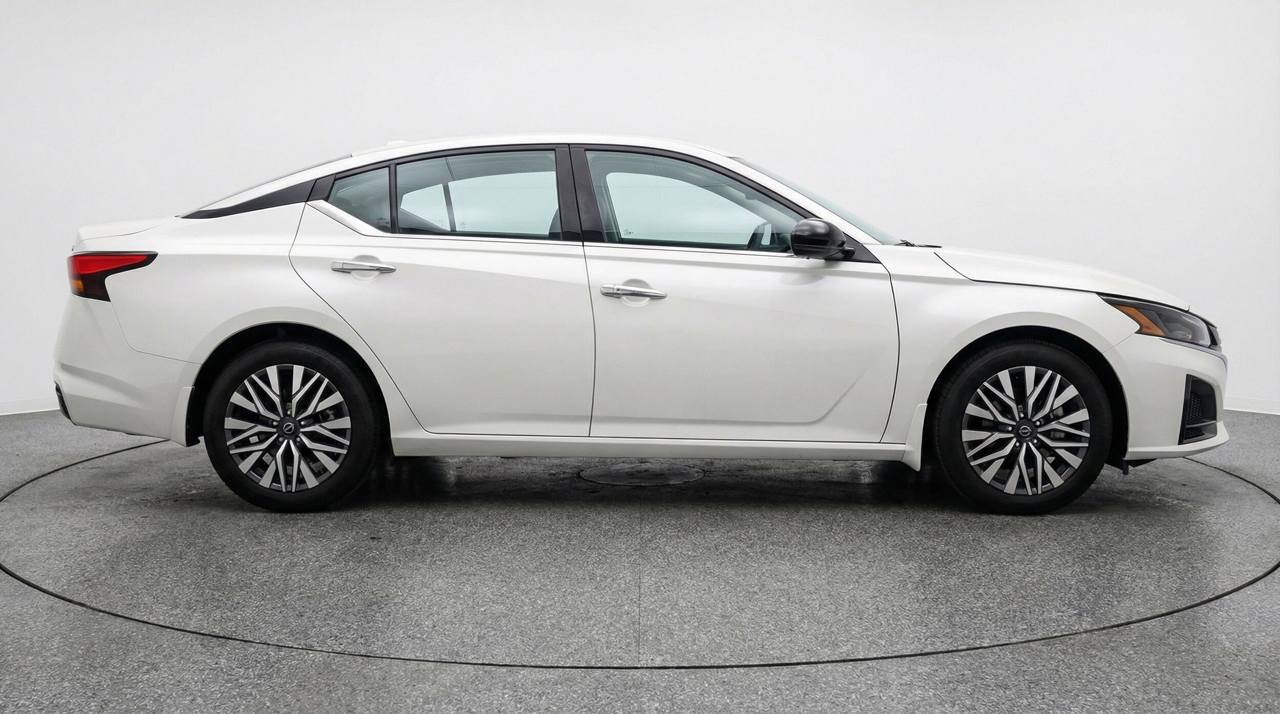 Thumbnail: 2025 Nissan Altima - 11