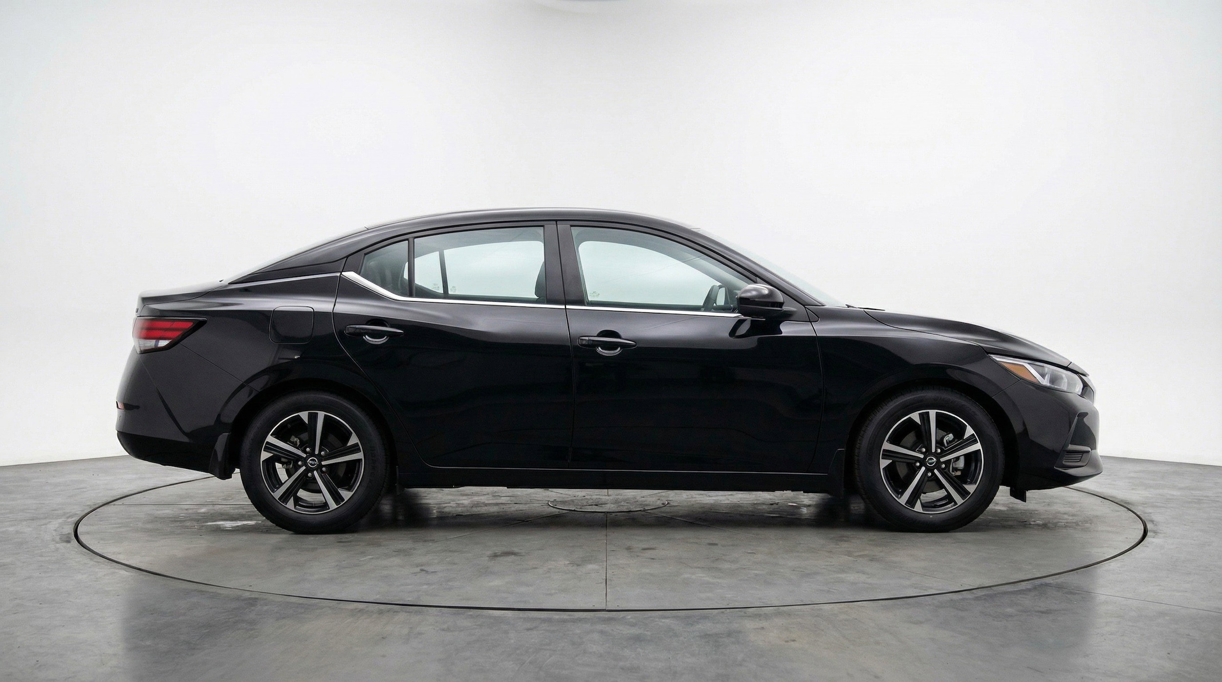 Thumbnail: 2025 Nissan Sentra - 11