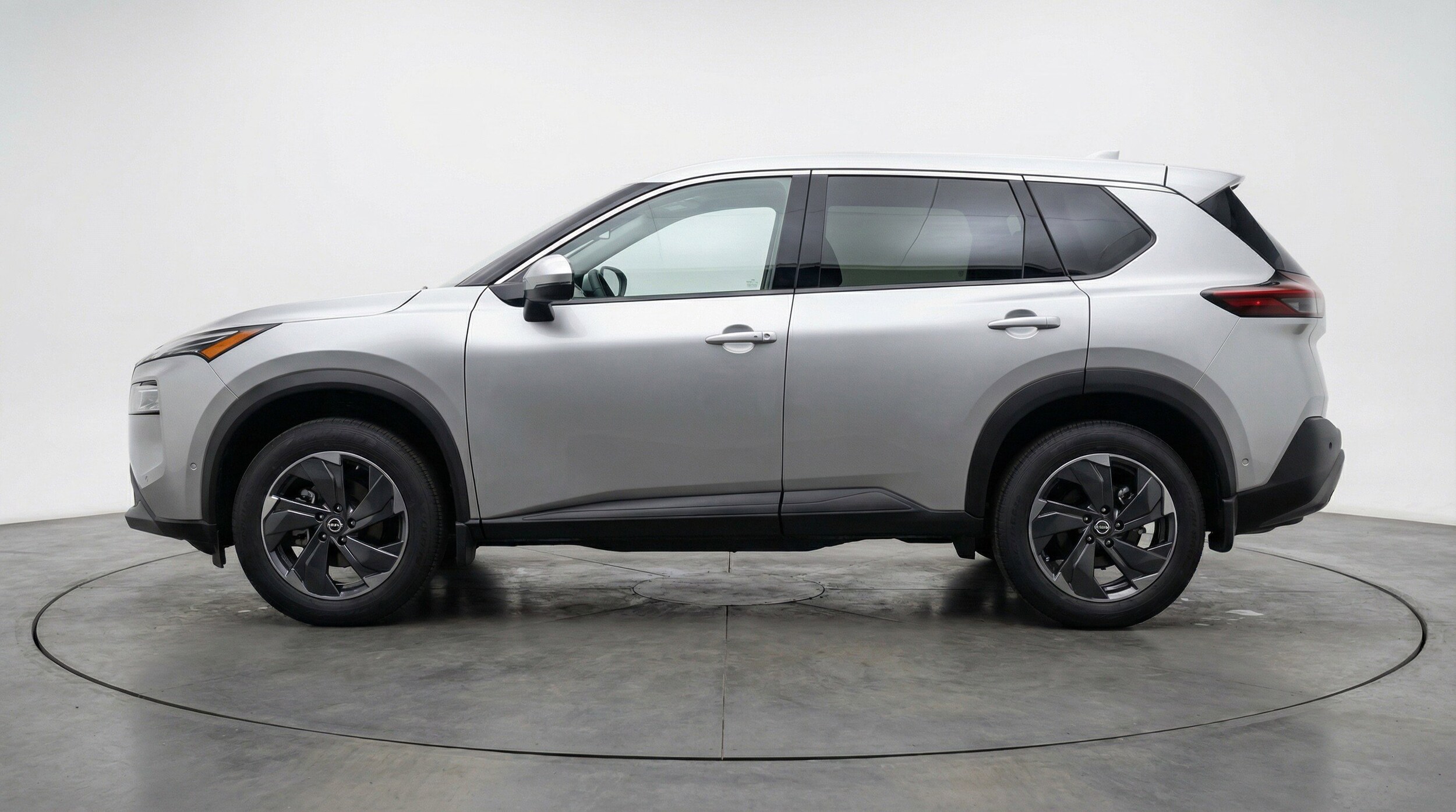 Thumbnail: 2025 Nissan Rogue - 5