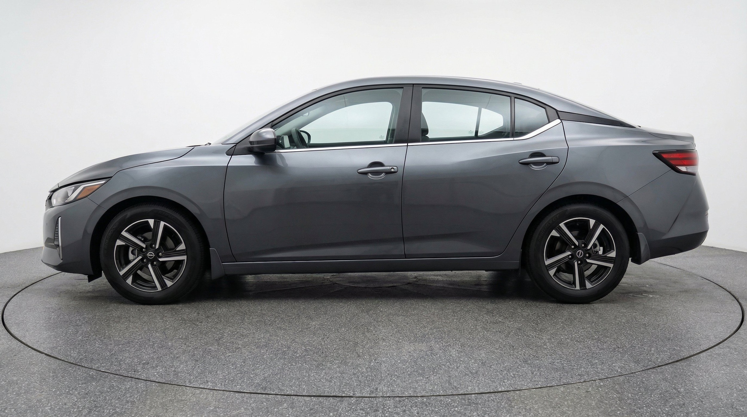 Thumbnail: 2025 Nissan Sentra - 5