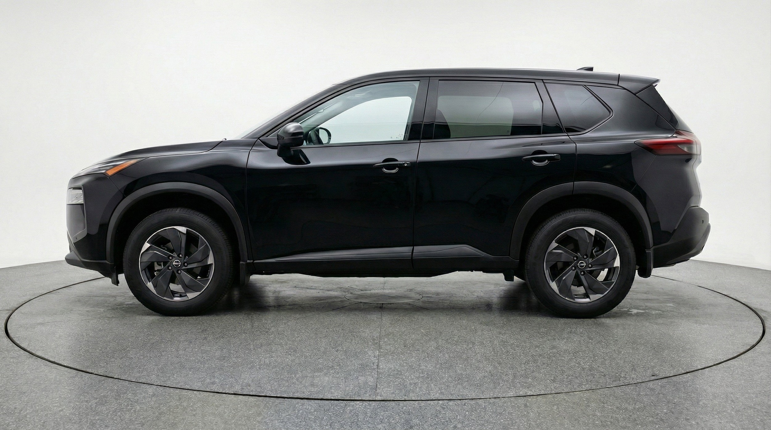 Thumbnail: 2025 Nissan Rogue - 5