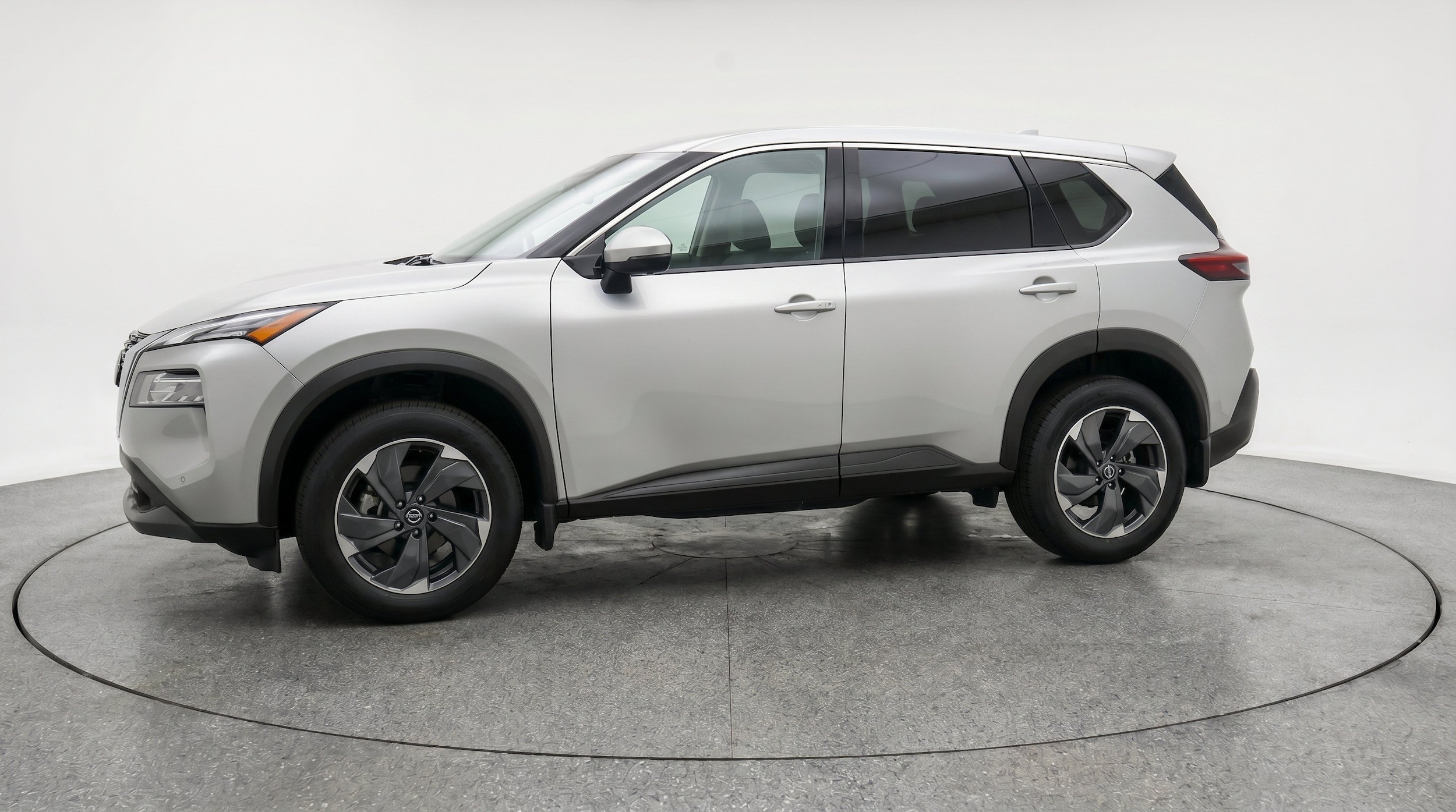 Thumbnail: 2025 Nissan Rogue - 3