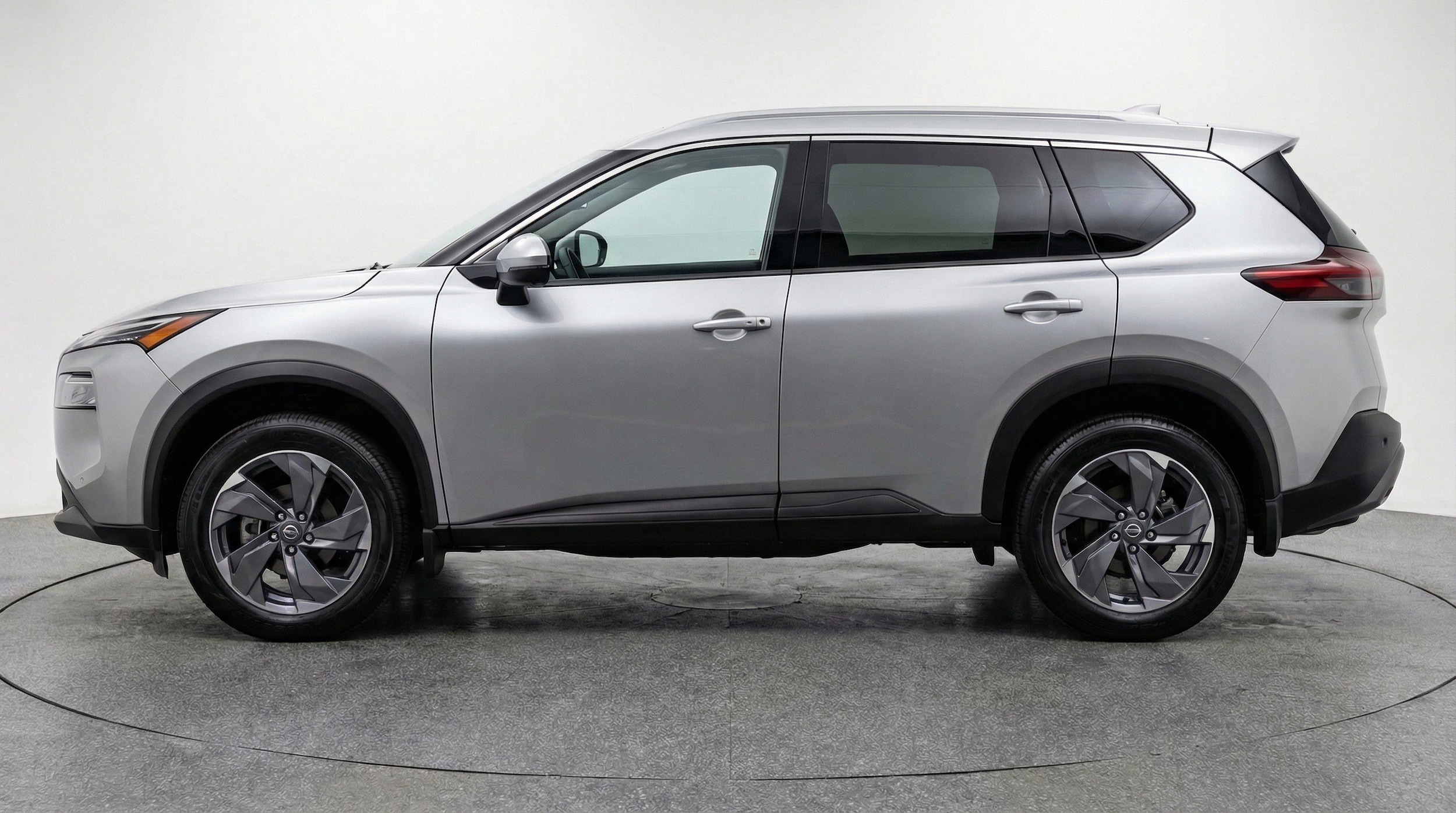 Thumbnail: 2025 Nissan Rogue - 5