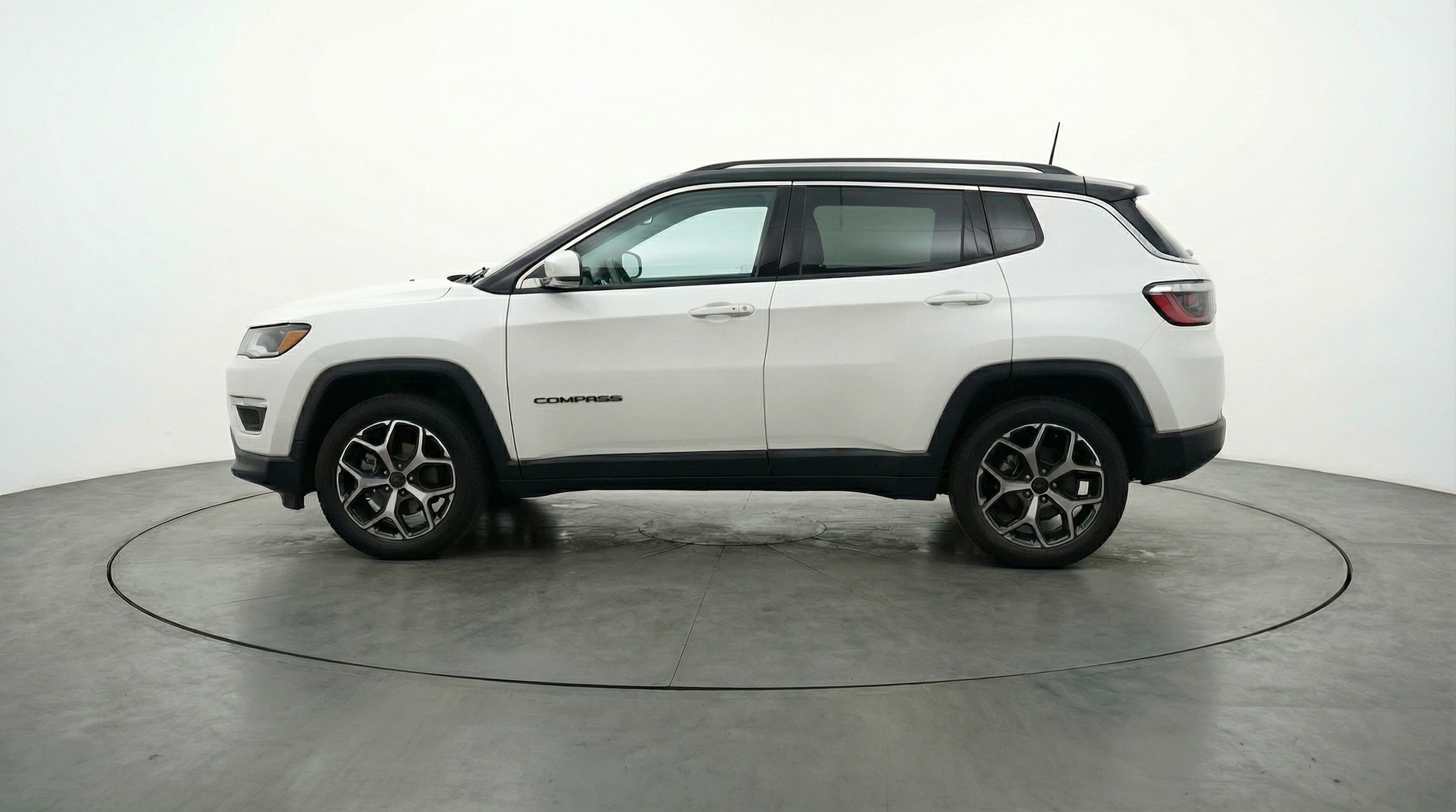 Thumbnail: 2025 Jeep Compass - 4