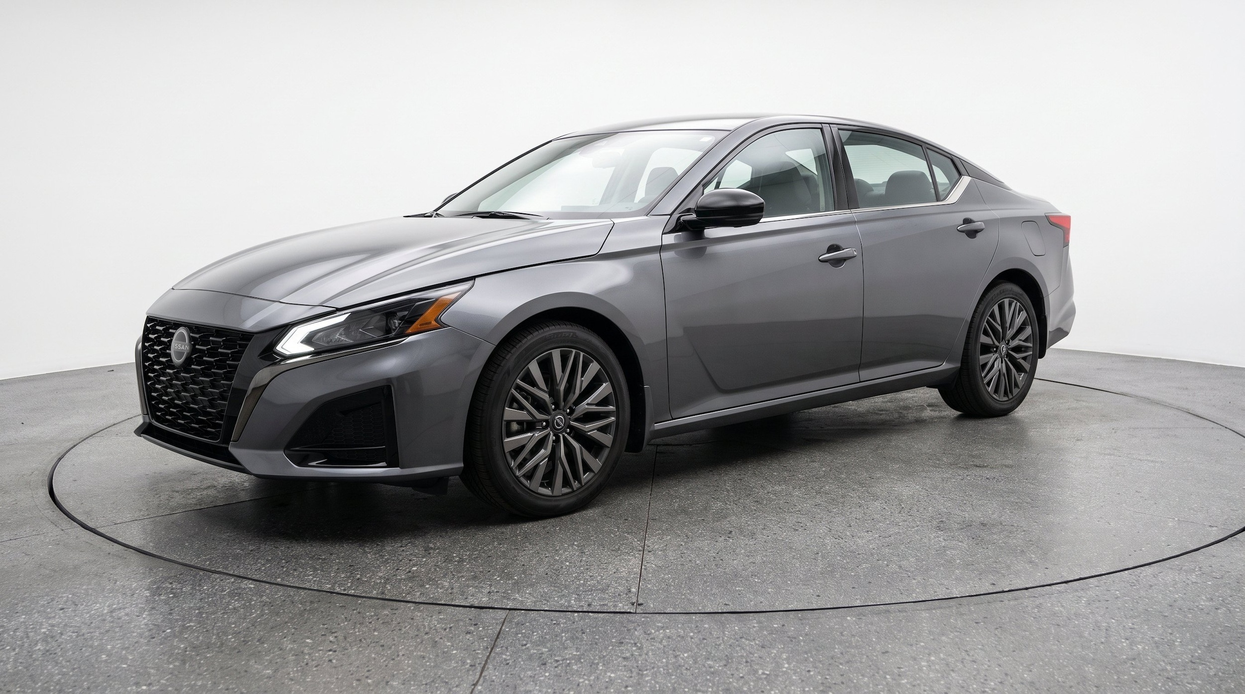 Thumbnail: 2025 Nissan Altima - 3
