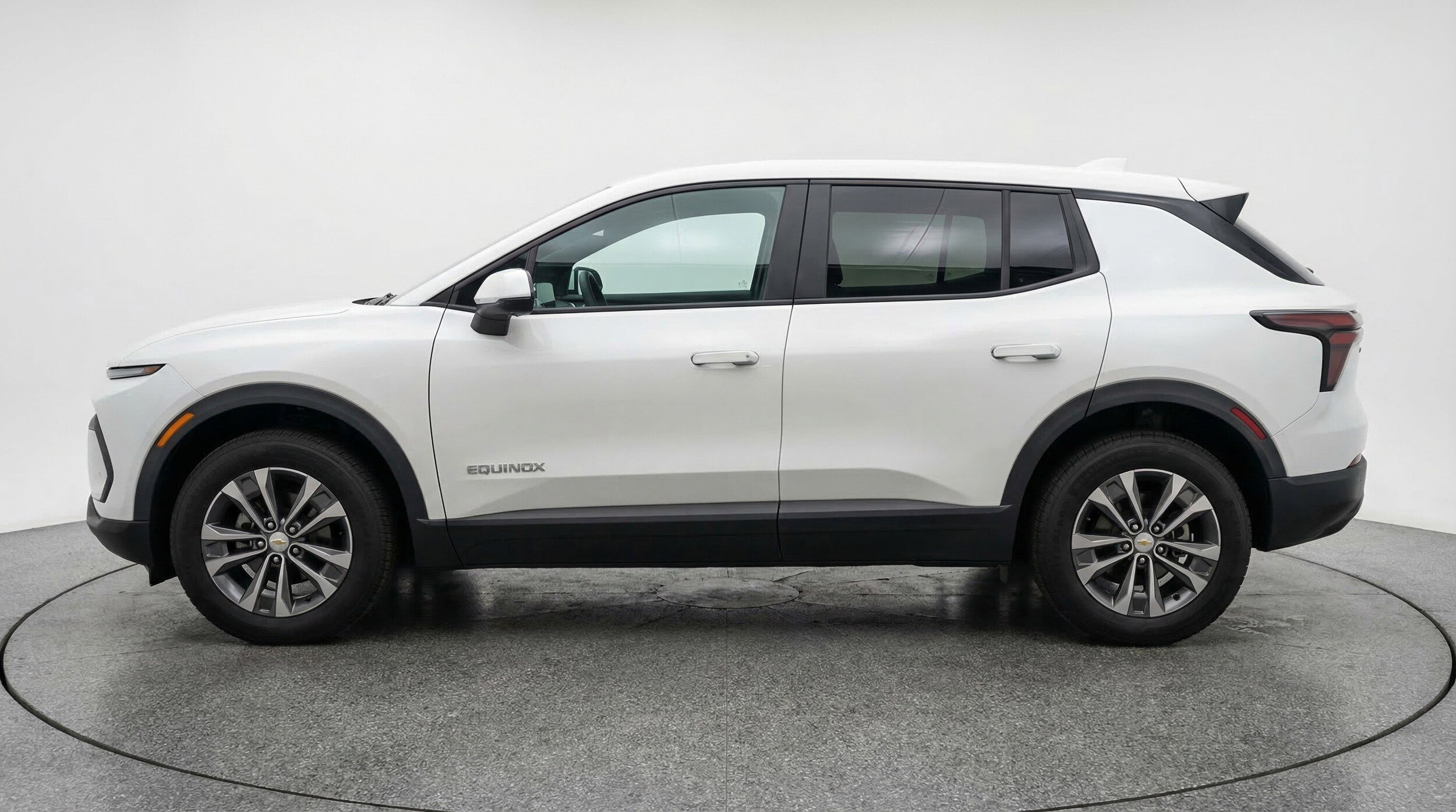 Thumbnail: 2025 Chevrolet Equinox - 5