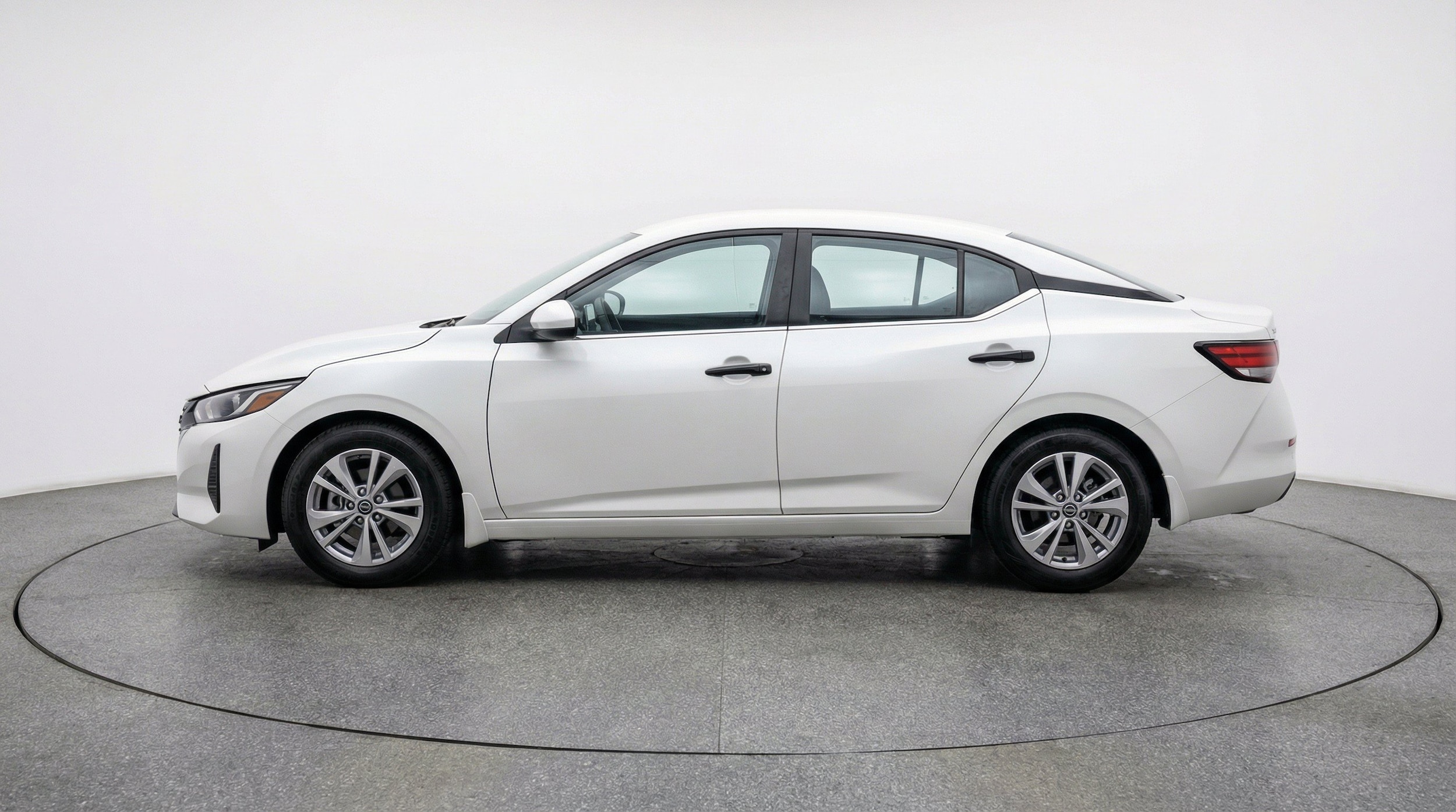 Thumbnail: 2025 Nissan Sentra - 5