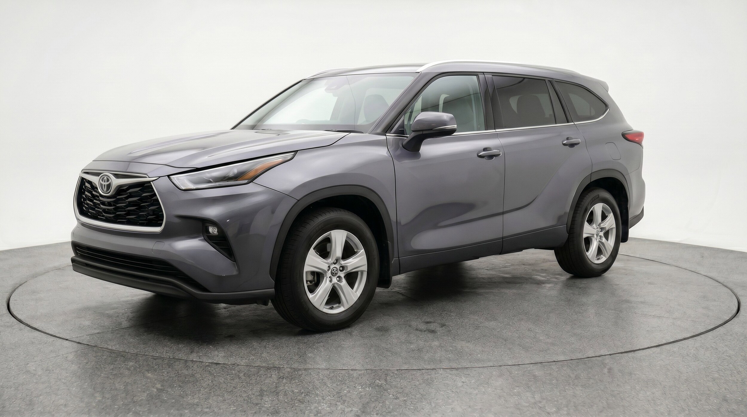 Thumbnail: 2025 Toyota Highlander - 3