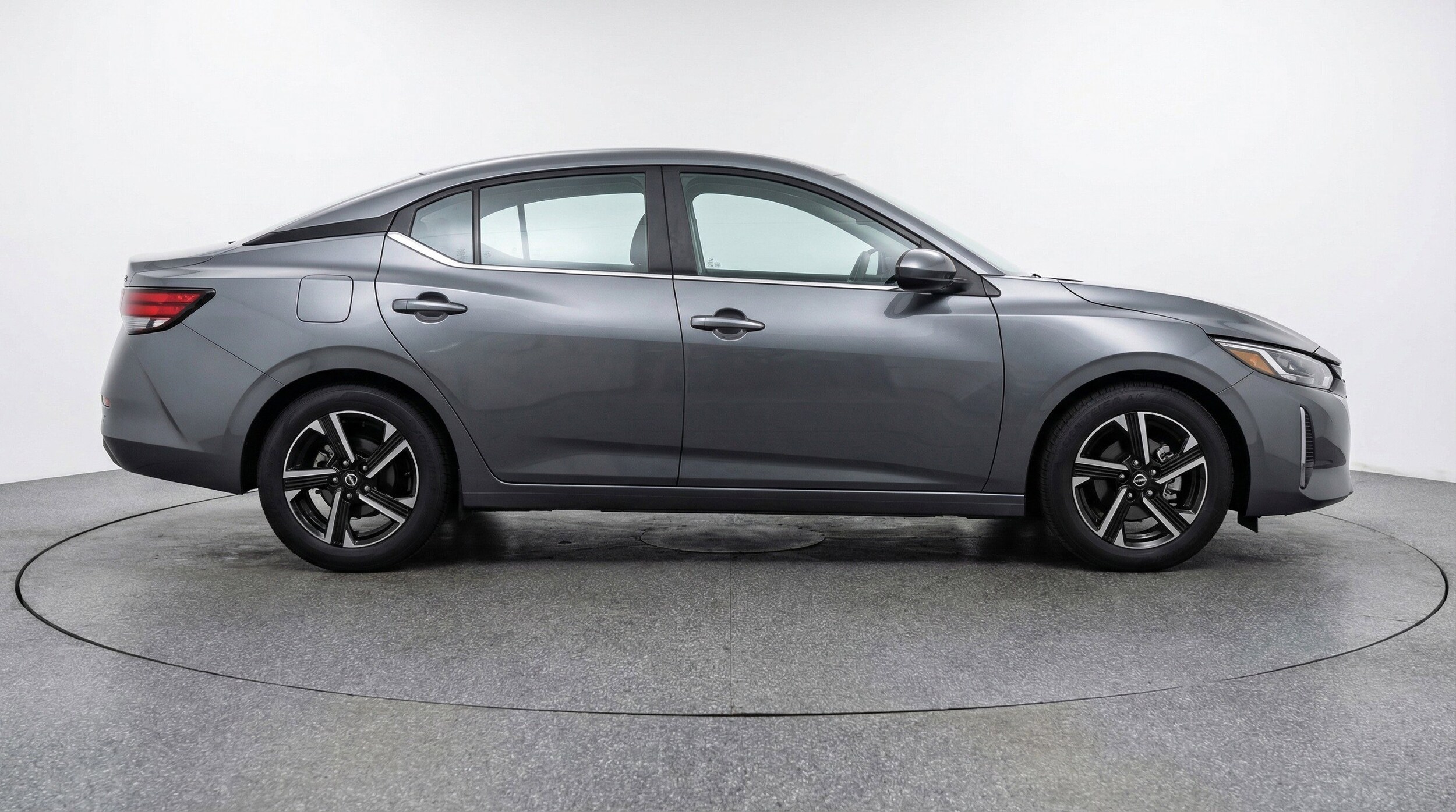 Thumbnail: 2025 Nissan Sentra - 11