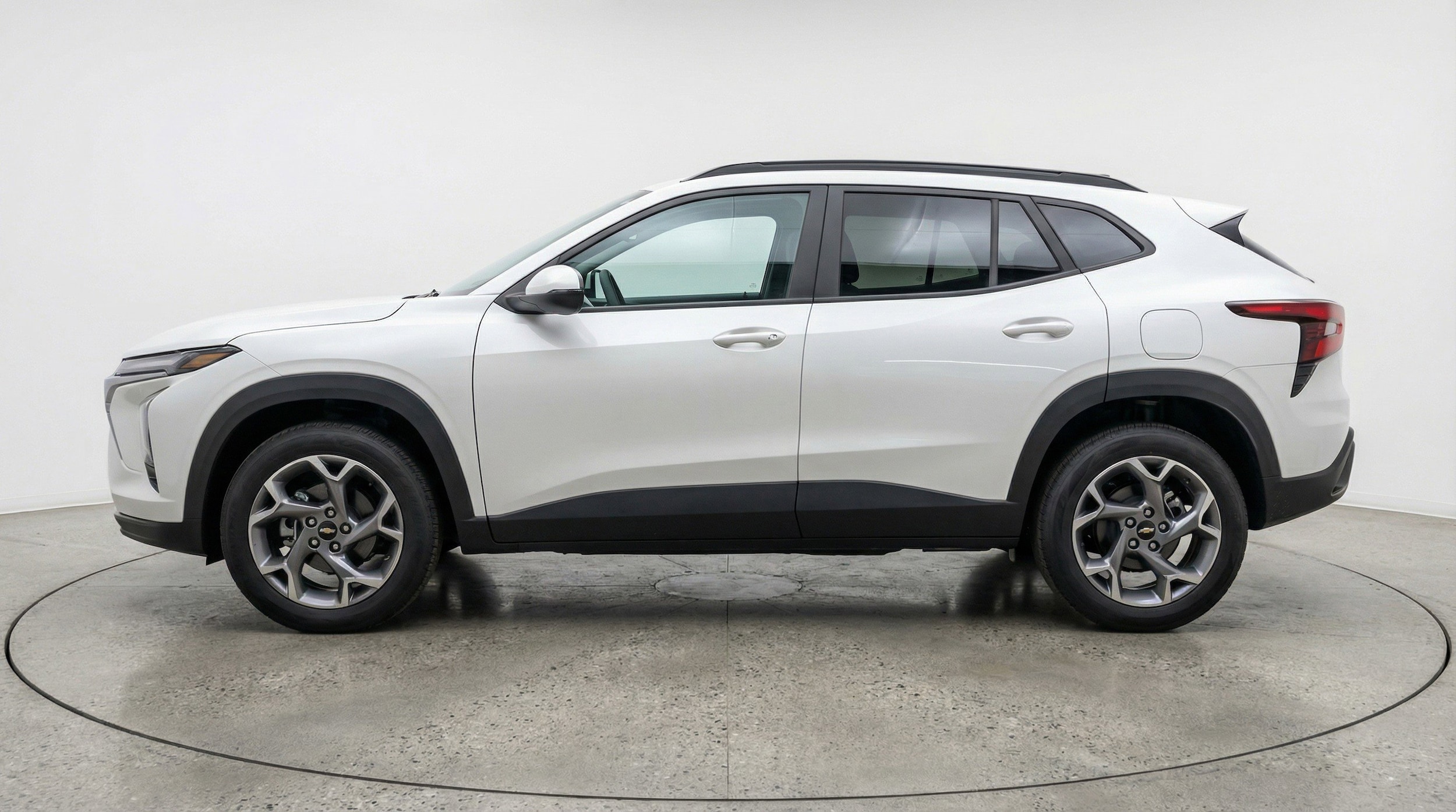 Thumbnail: 2025 Chevrolet Trax - 5