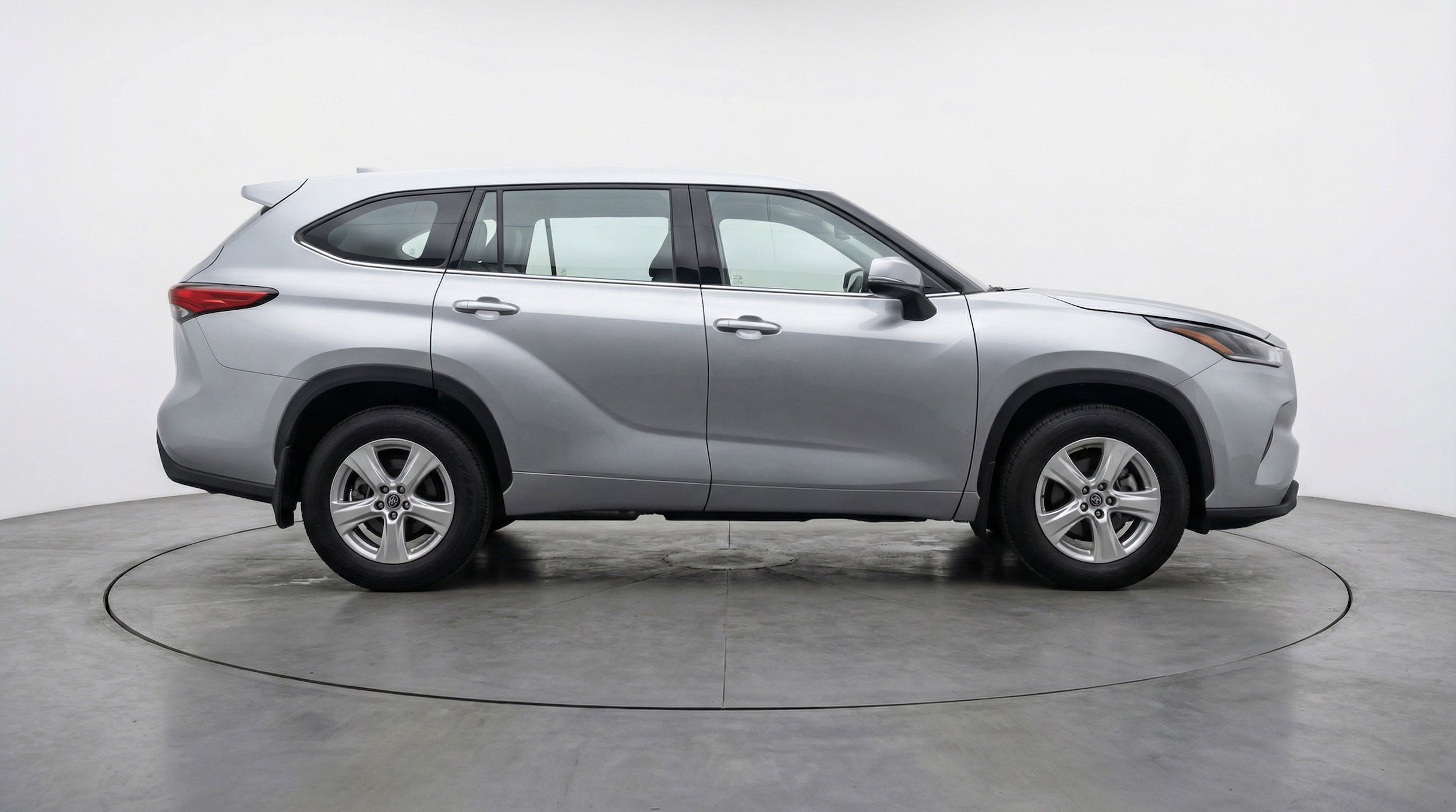 Thumbnail: 2025 Toyota Highlander - 11