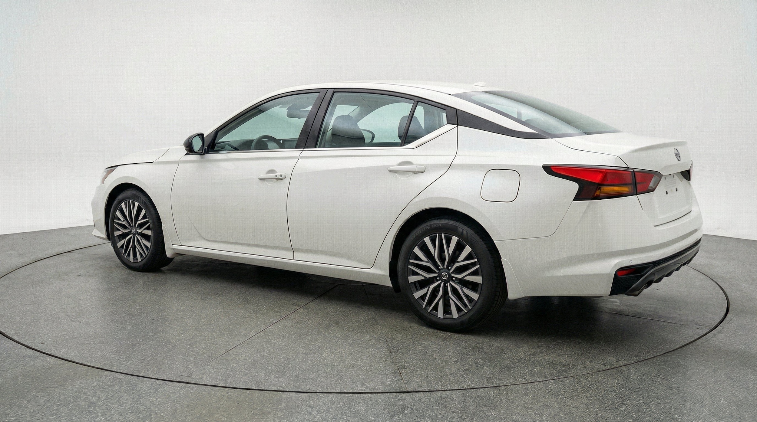 Thumbnail: 2025 Nissan Altima - 6