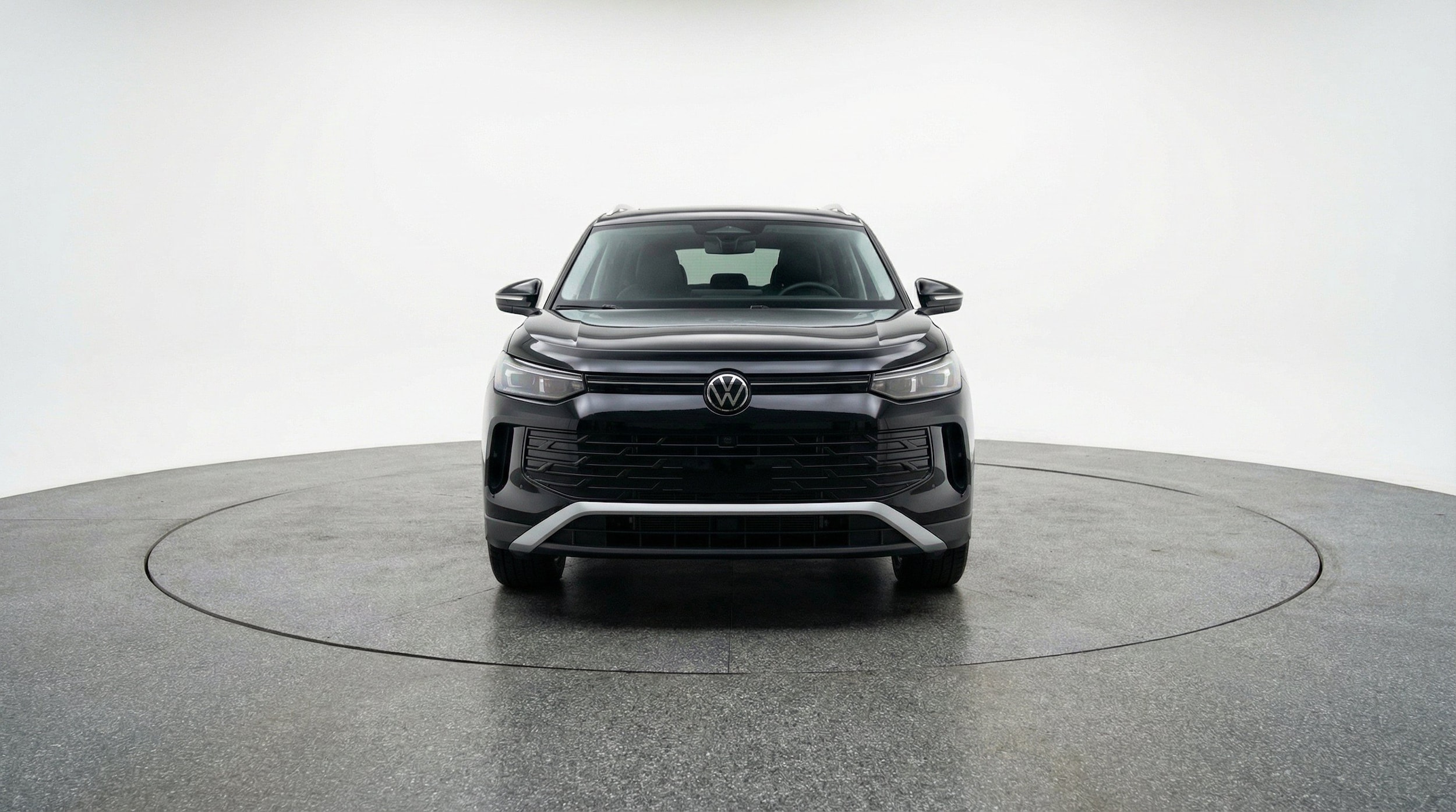 Thumbnail: 2026 Volkswagen Tiguan - 2
