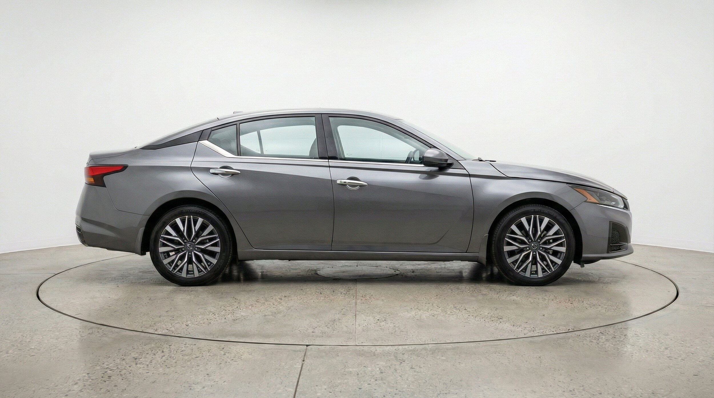 Thumbnail: 2025 Nissan Altima - 11