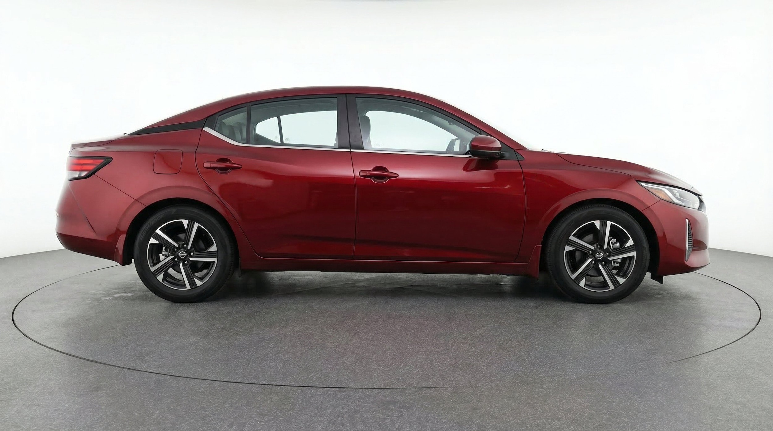 Thumbnail: 2025 Nissan Sentra - 11