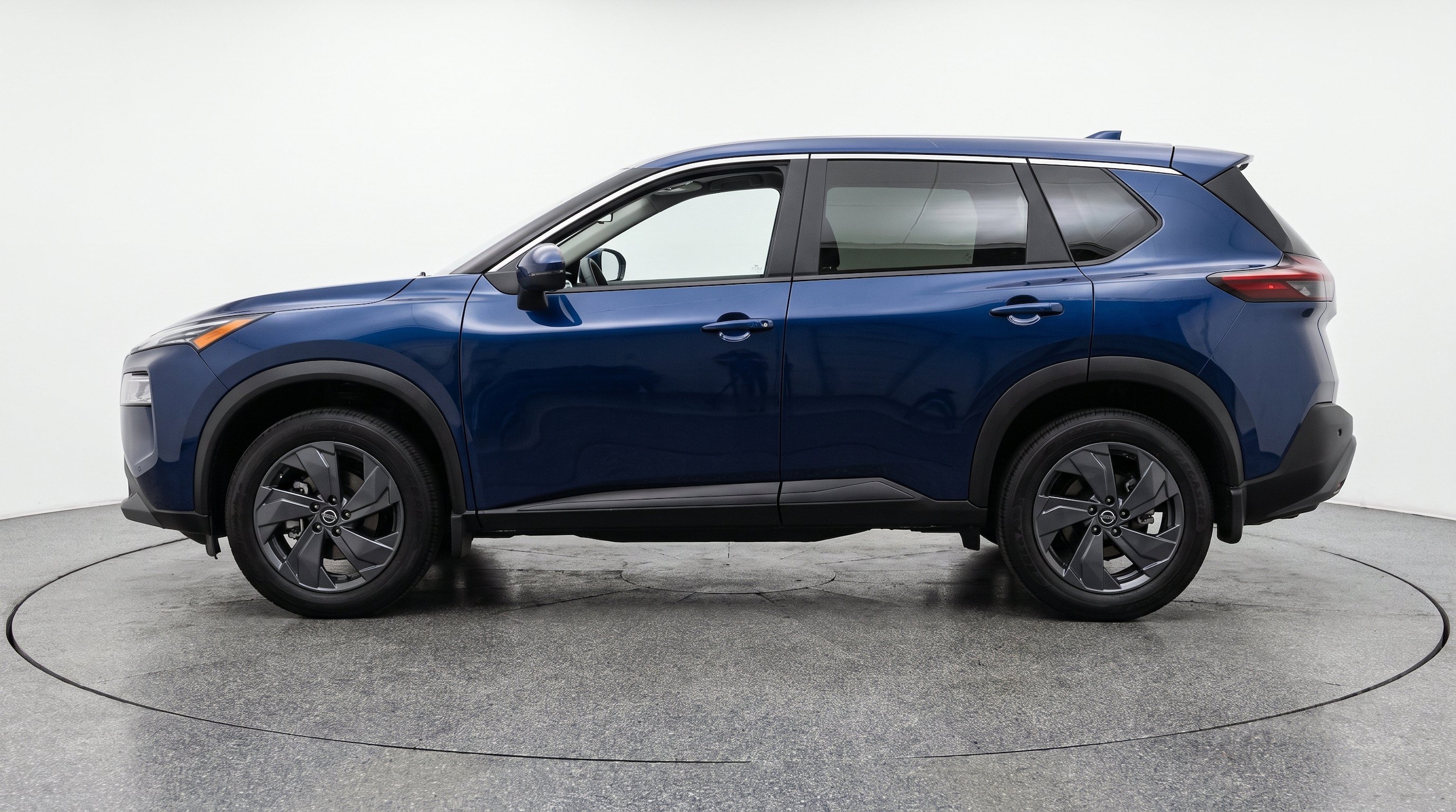 Thumbnail: 2025 Nissan Rogue - 5