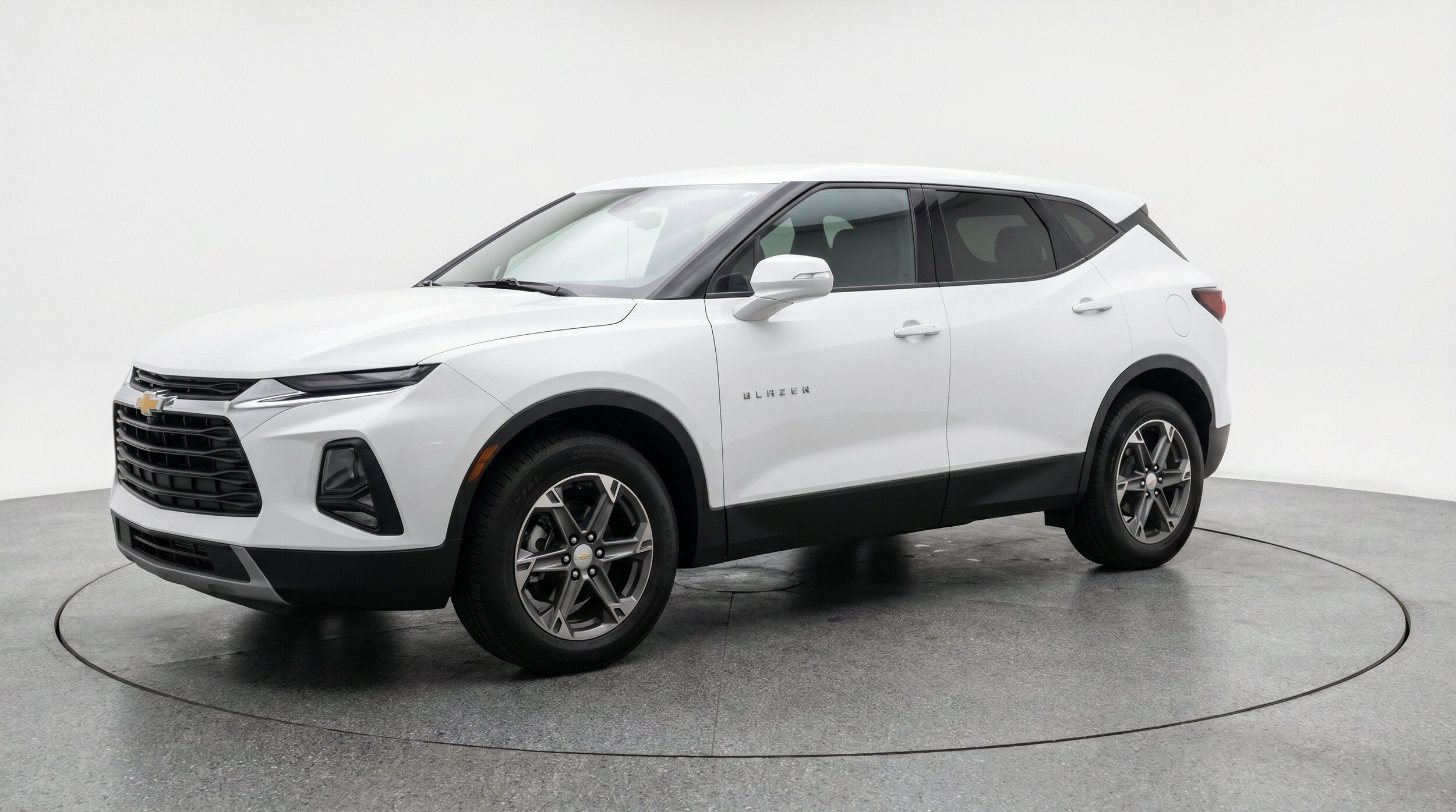 Thumbnail: 2026 Chevrolet Blazer - 3