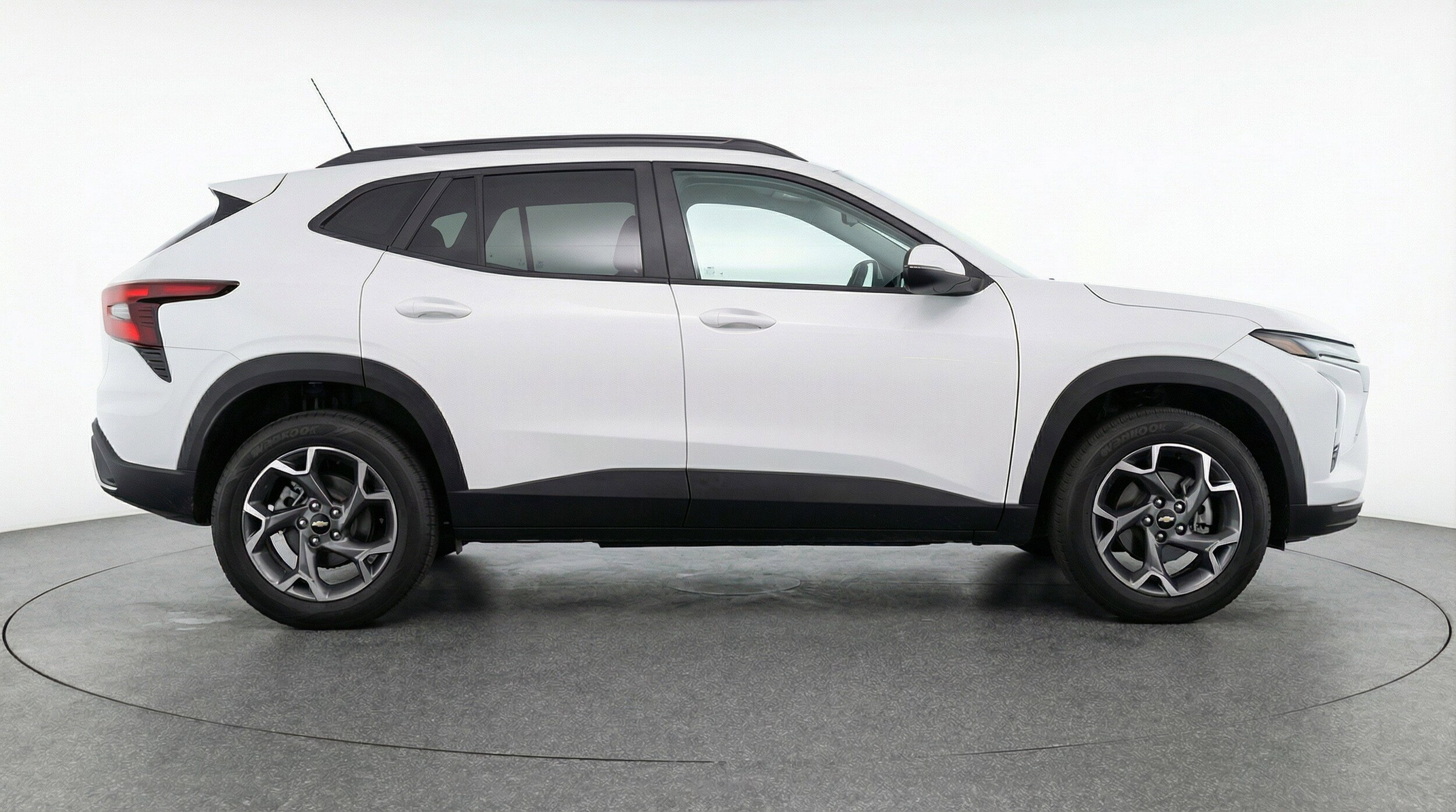 Thumbnail: 2025 Chevrolet Trax - 11