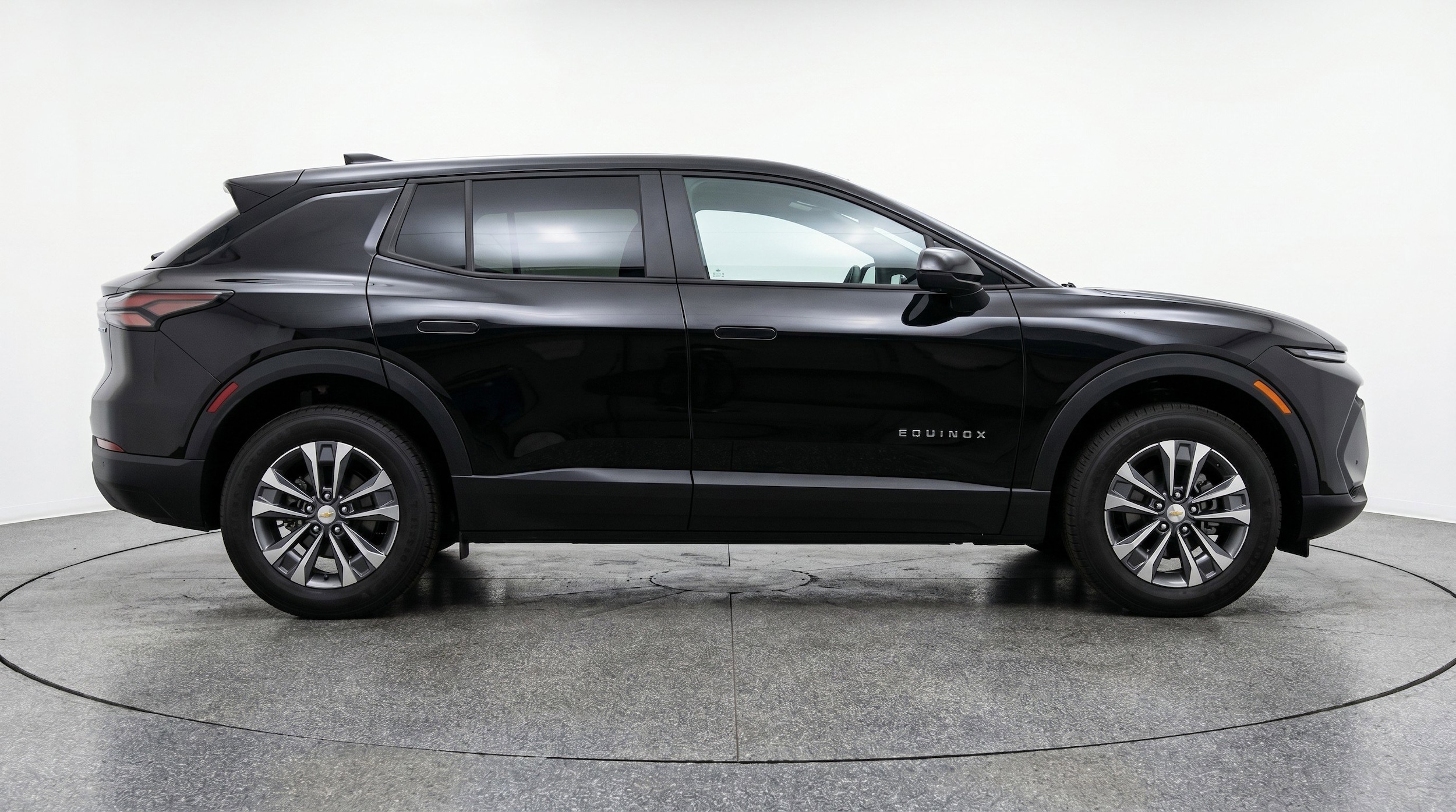 Thumbnail: 2025 Chevrolet Equinox - 11