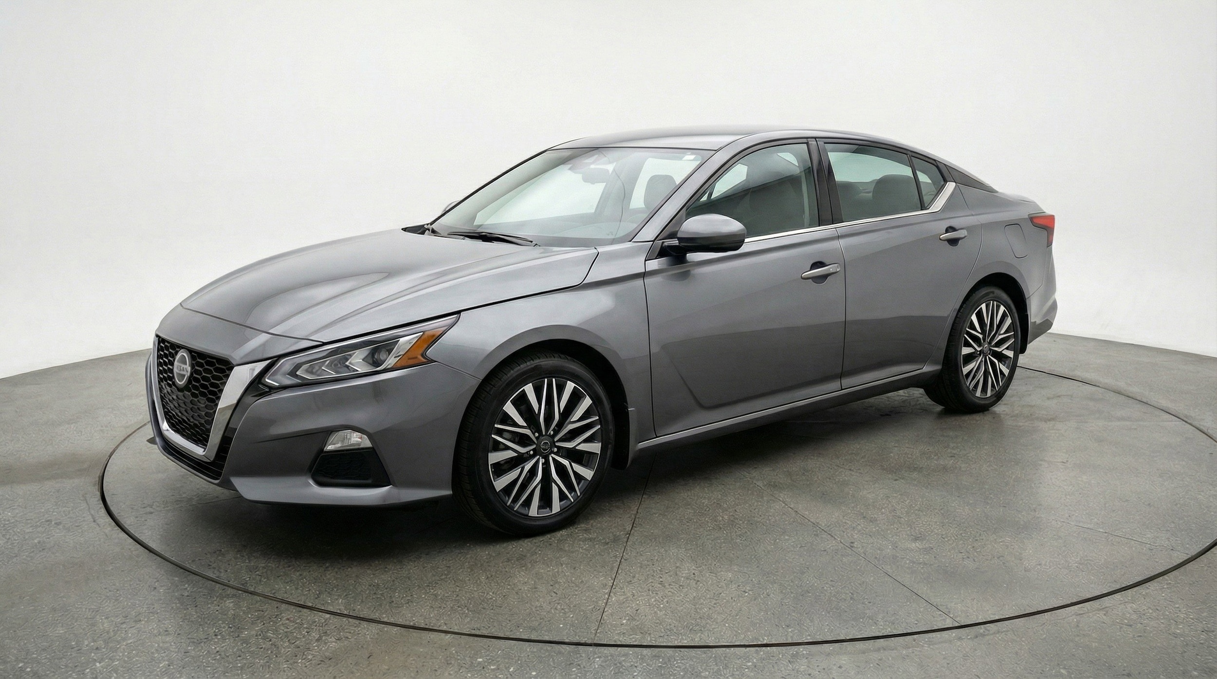 Thumbnail: 2025 Nissan Altima - 3