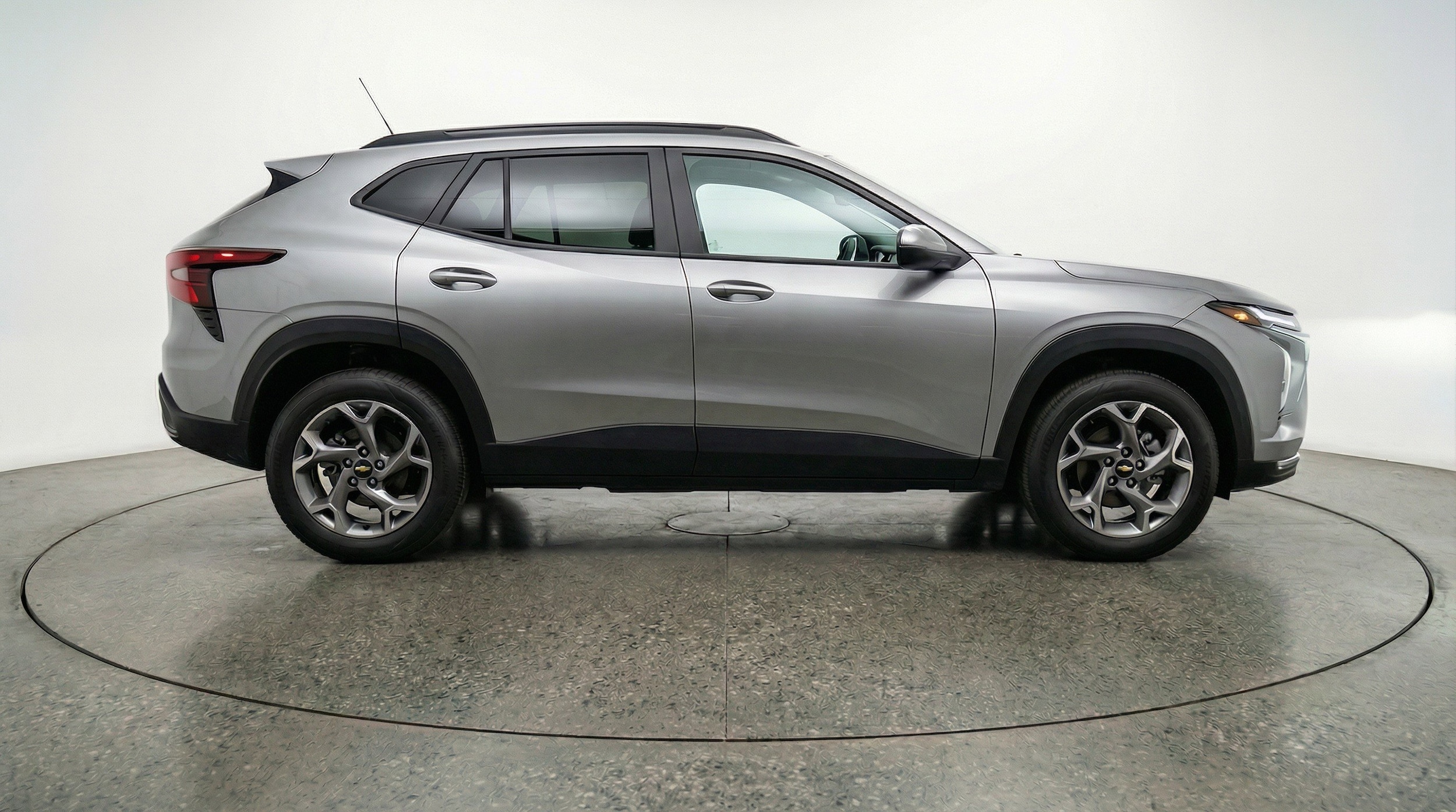 Thumbnail: 2025 Chevrolet Trax - 11