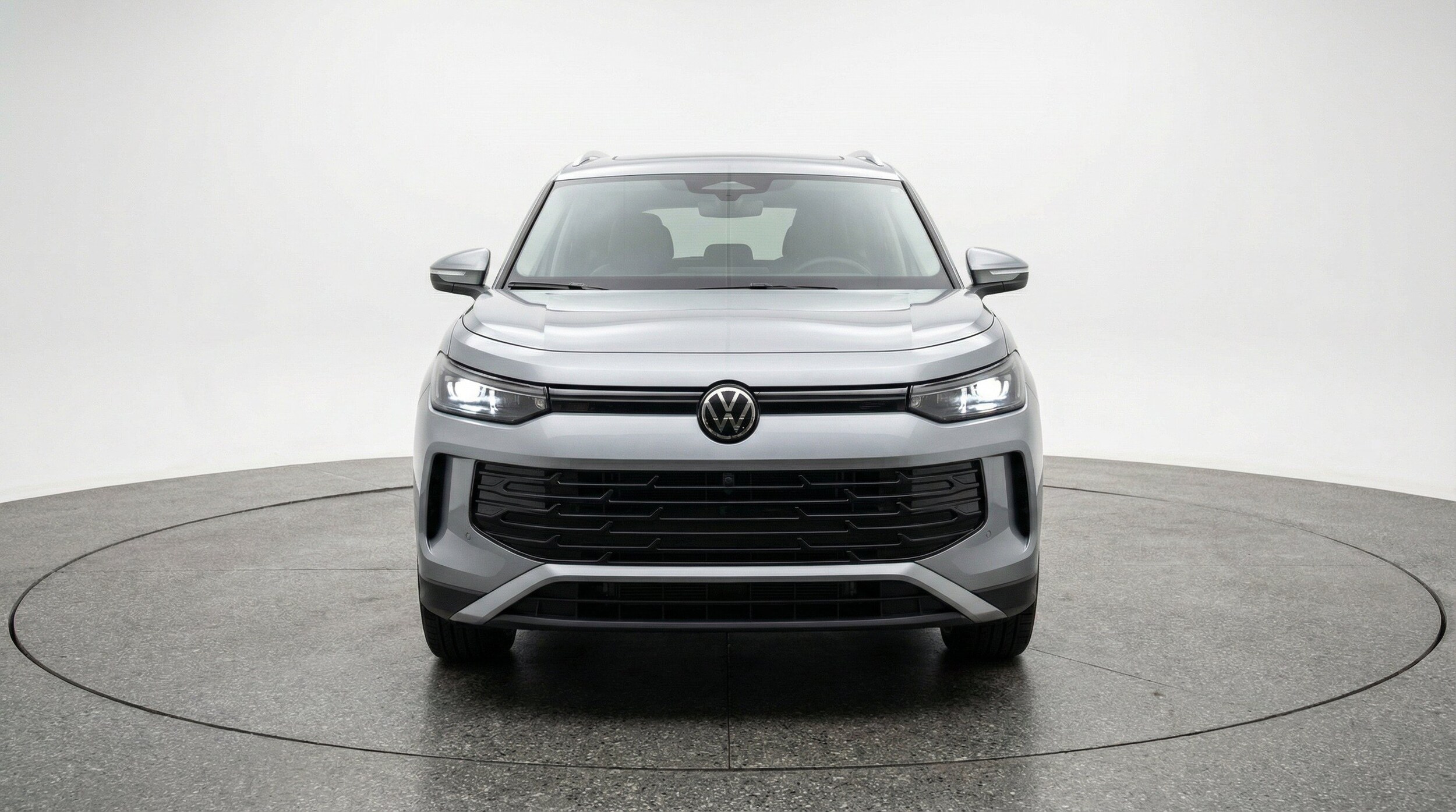 Thumbnail: 2026 Volkswagen Tiguan - 2