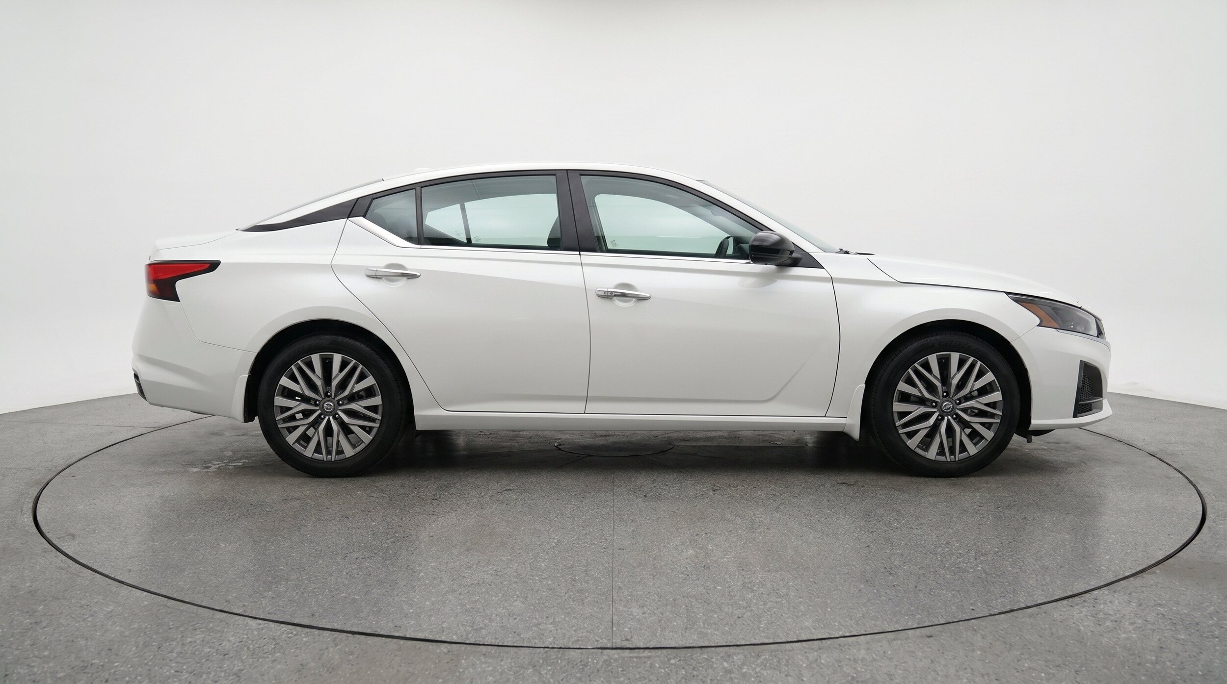 Thumbnail: 2025 Nissan Altima - 11