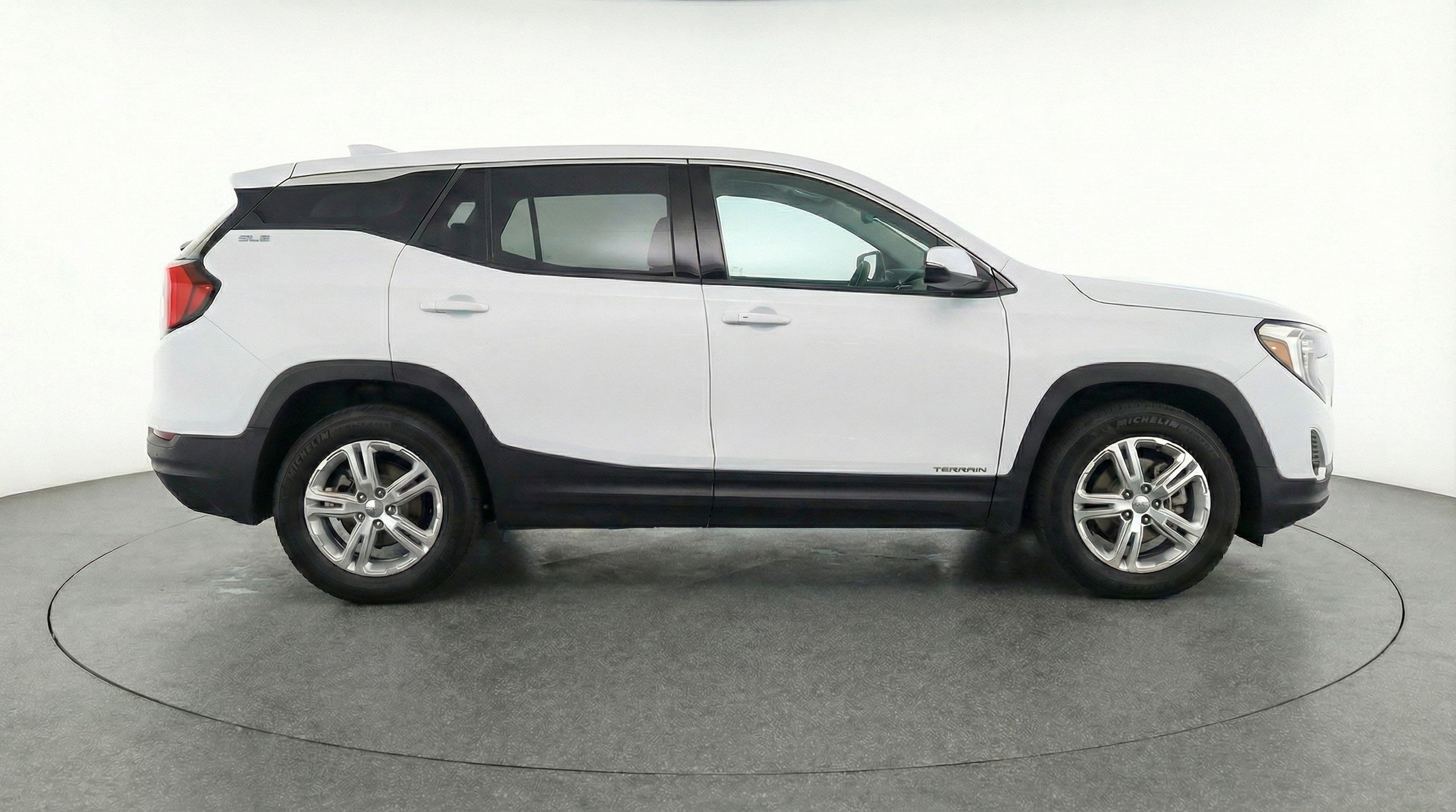 Thumbnail: 2024 GMC Terrain - 11