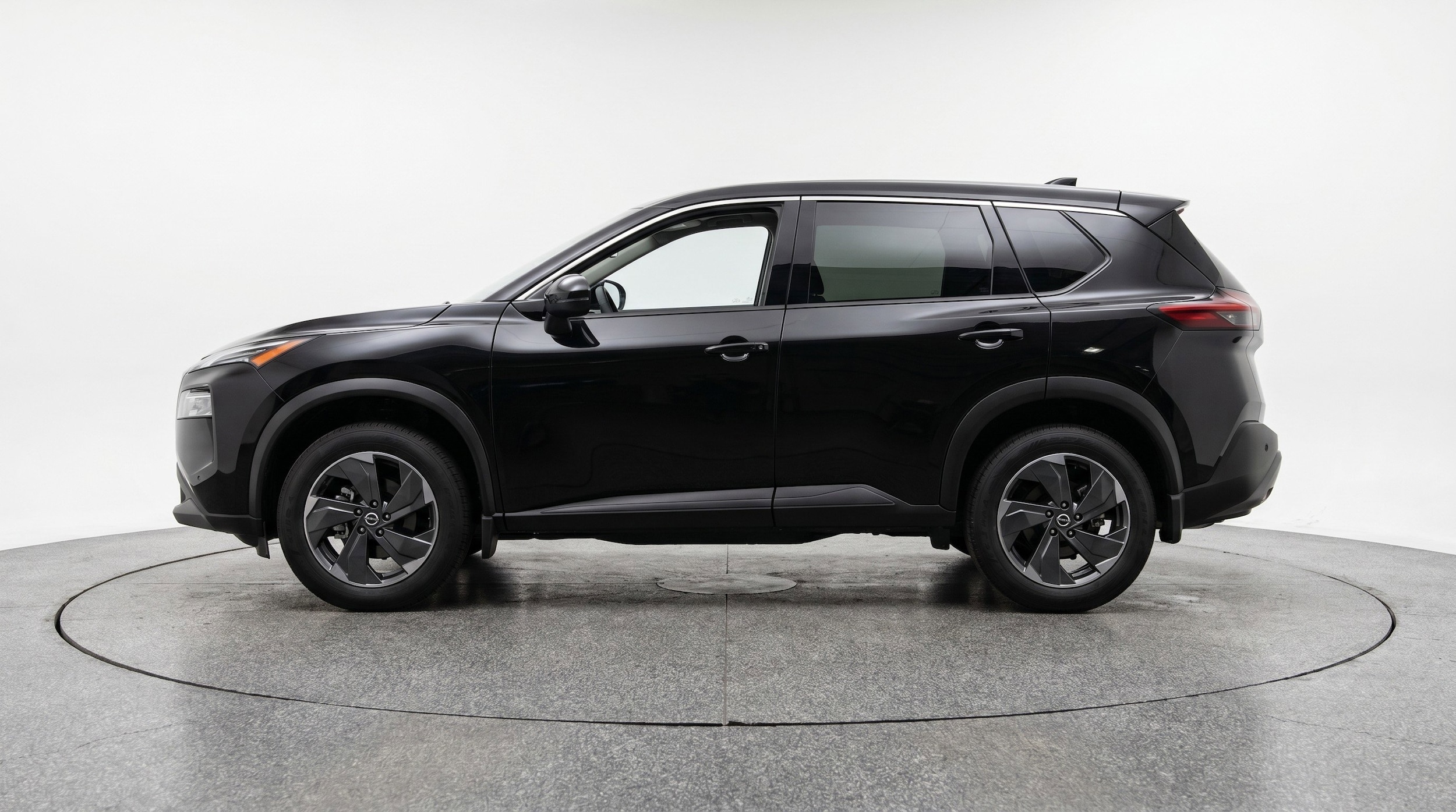 Thumbnail: 2025 Nissan Rogue - 5