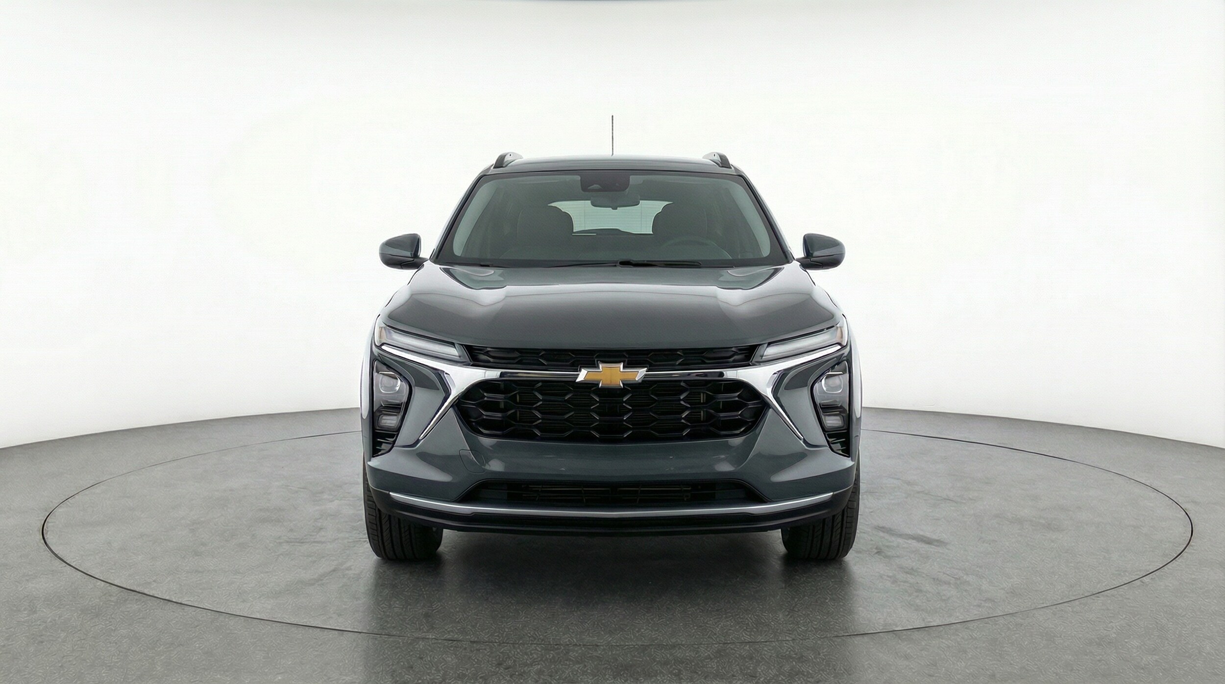 Thumbnail: 2025 Chevrolet Trax - 2