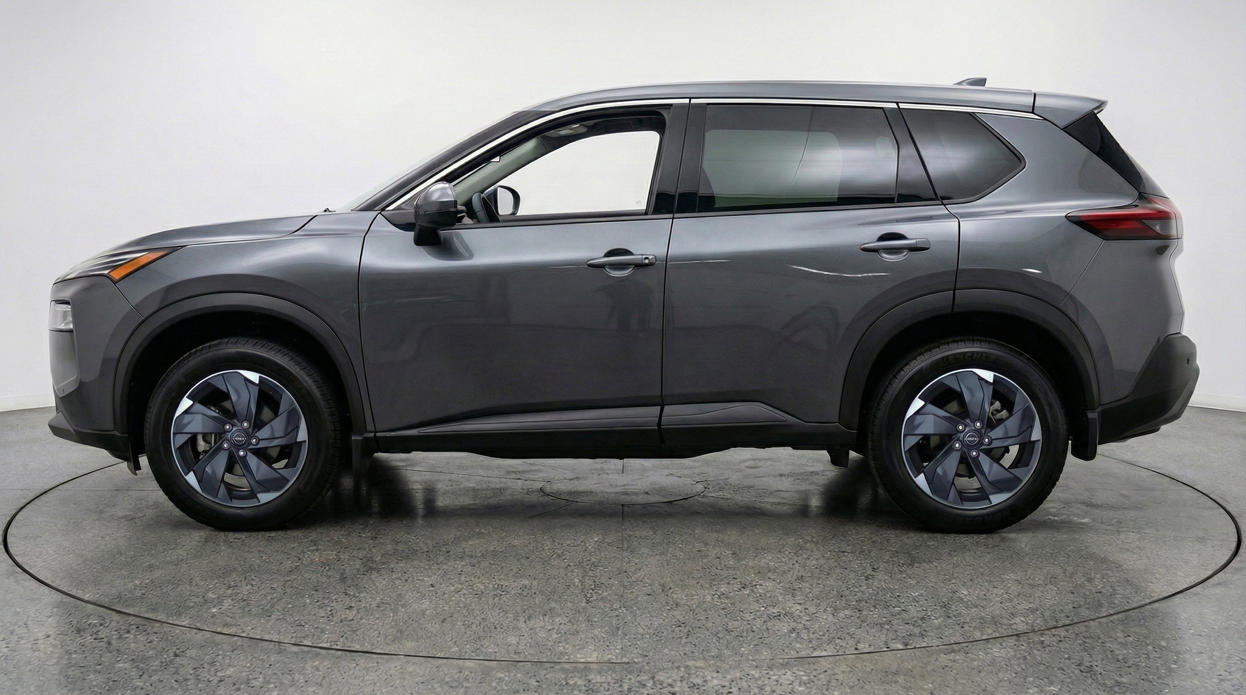 Thumbnail: 2025 Nissan Rogue - 5