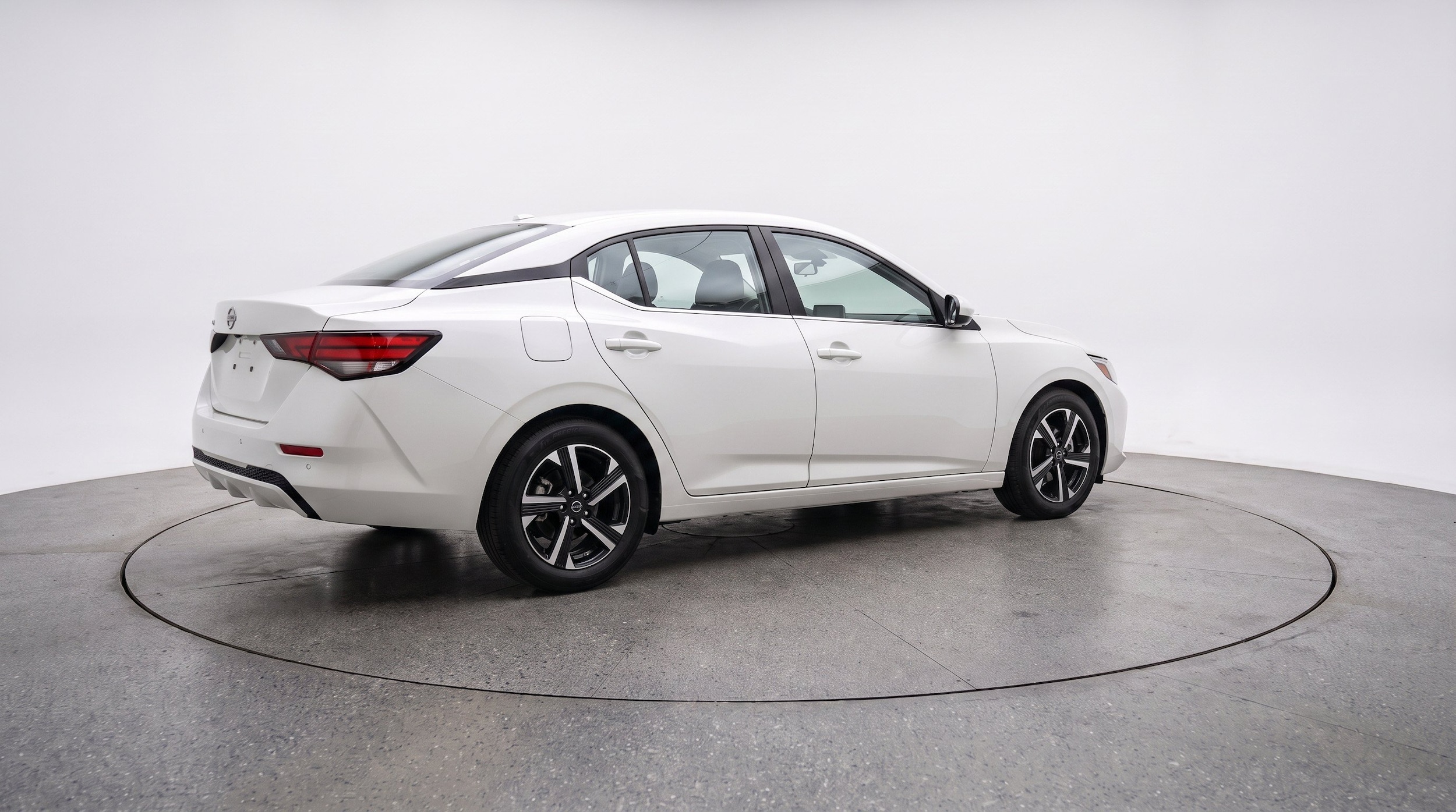 Thumbnail: 2025 Nissan Sentra - 9