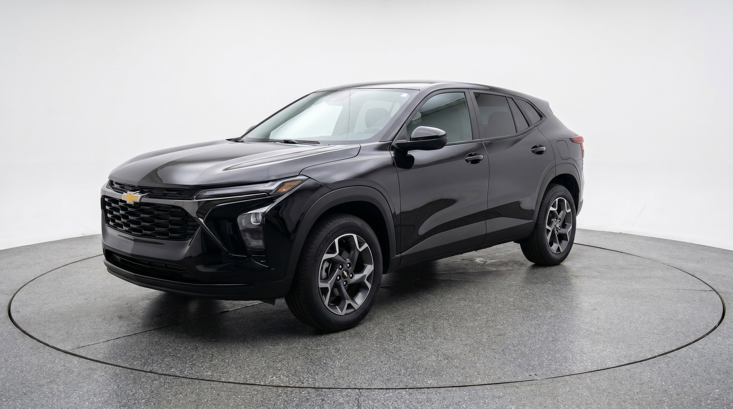 Thumbnail: 2025 Chevrolet Trax - 3