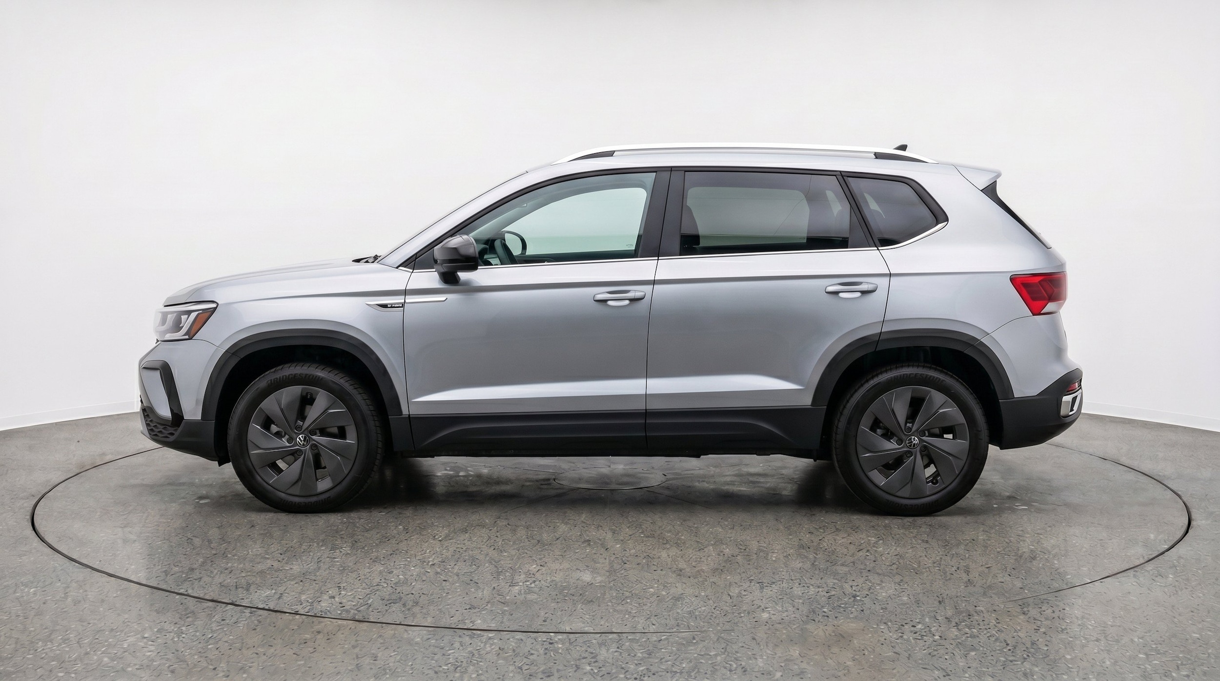 Thumbnail: 2026 Volkswagen Taos - 5