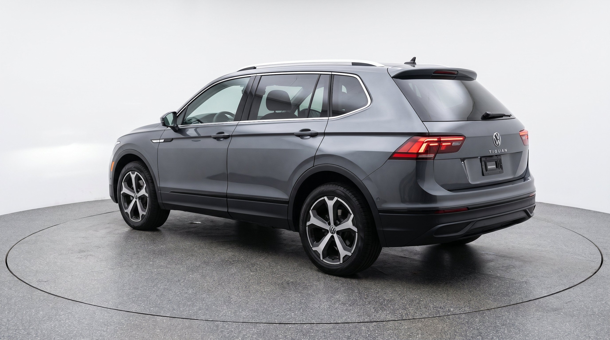 Thumbnail: 2026 Volkswagen Tiguan - 6