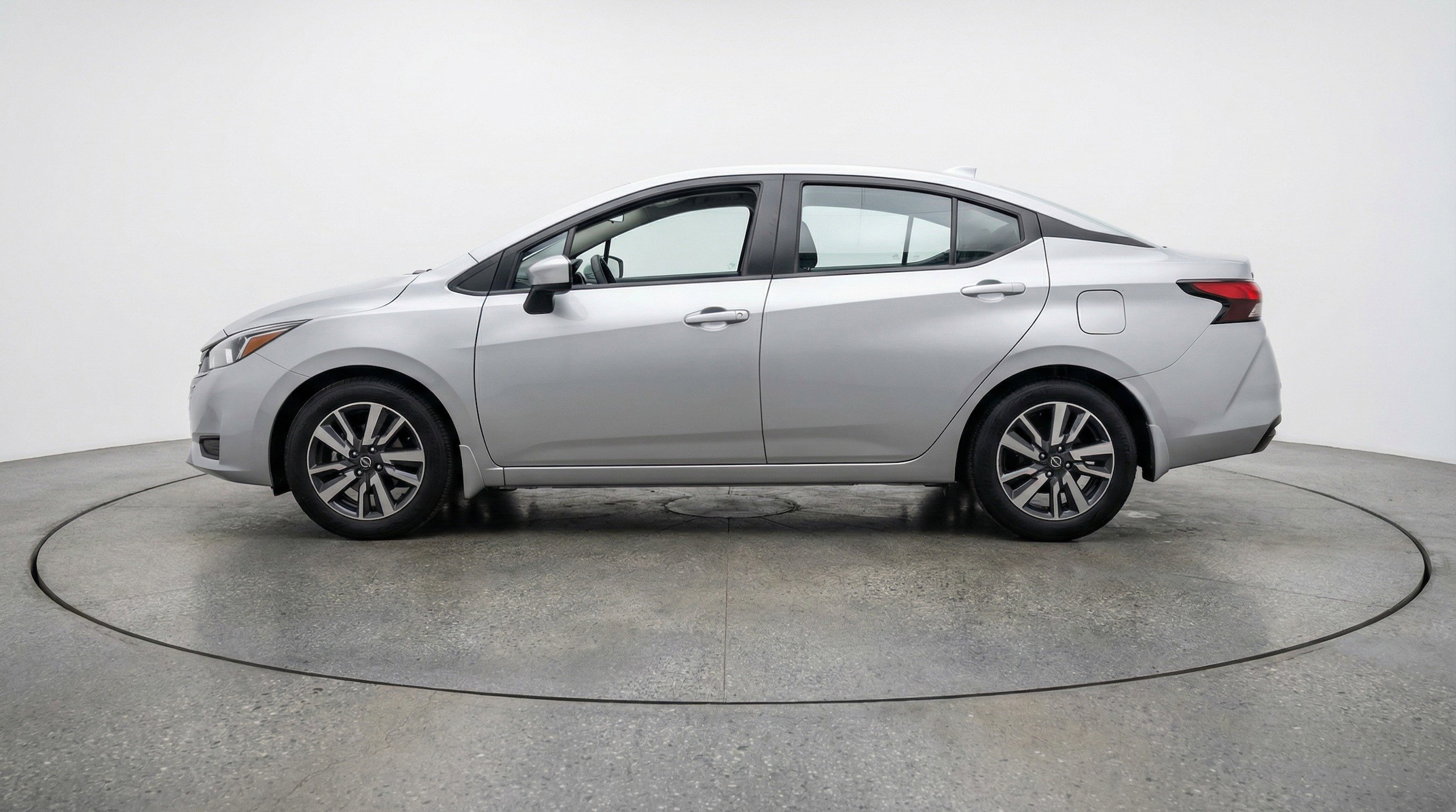 Thumbnail: 2025 Nissan Versa - 5