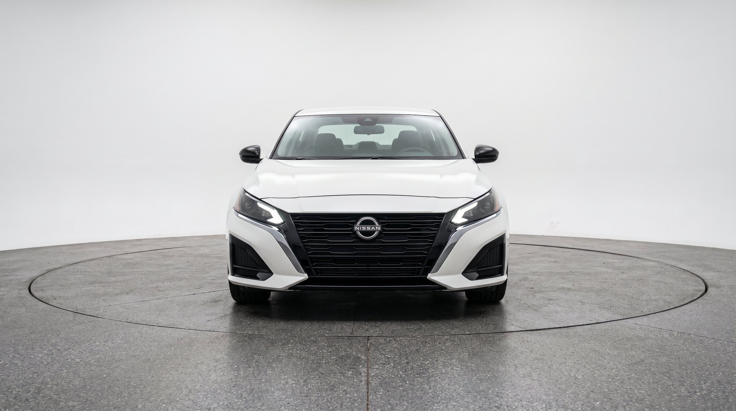 Thumbnail: 2025 Nissan Altima - 2