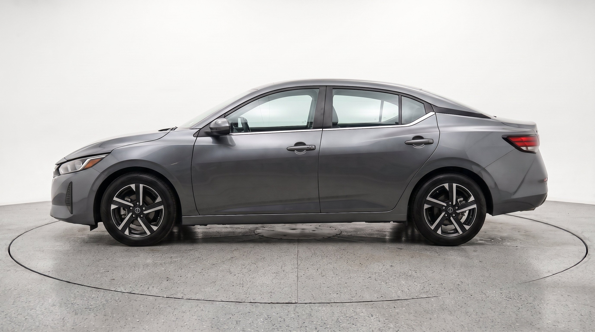 Thumbnail: 2025 Nissan Sentra - 5
