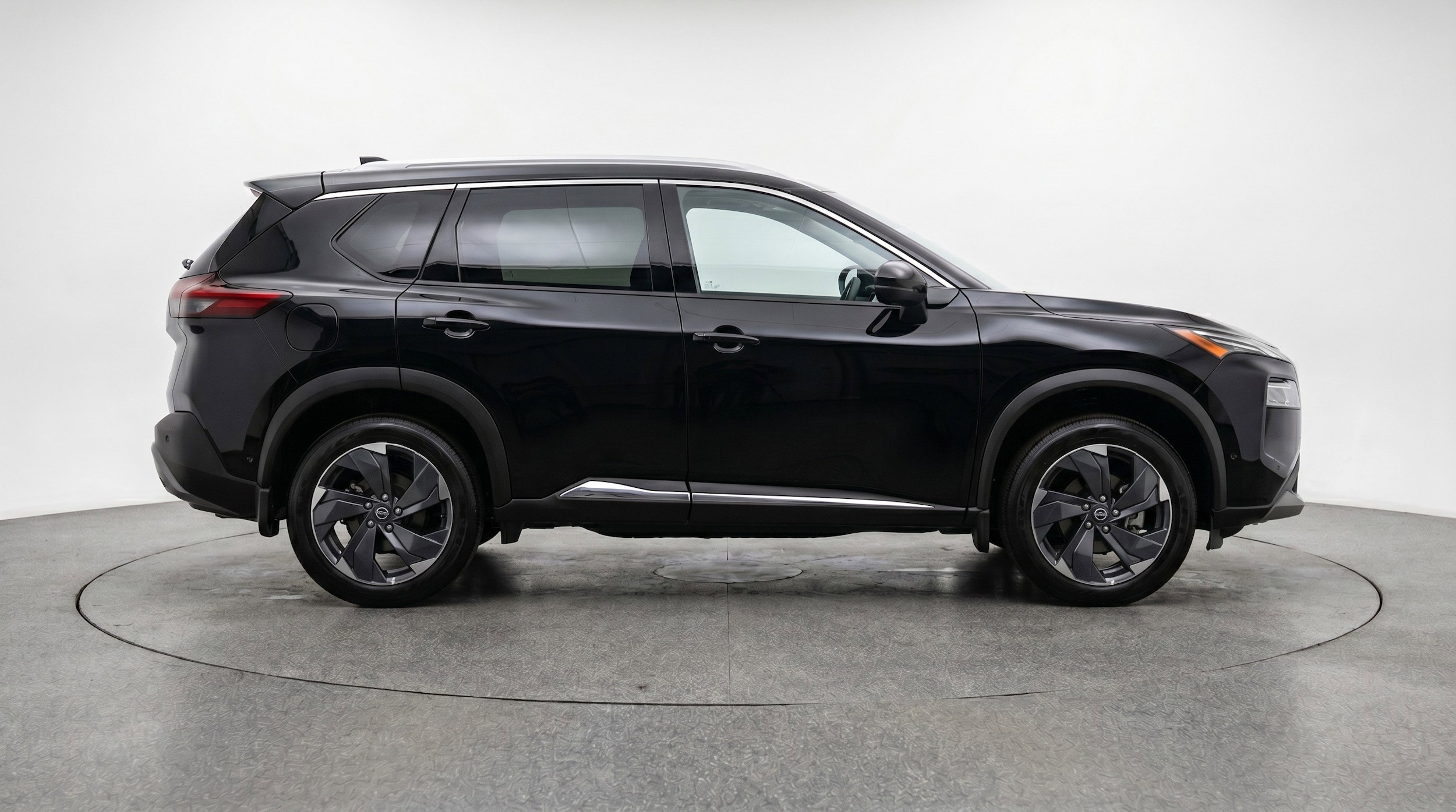 Thumbnail: 2025 Nissan Rogue - 11