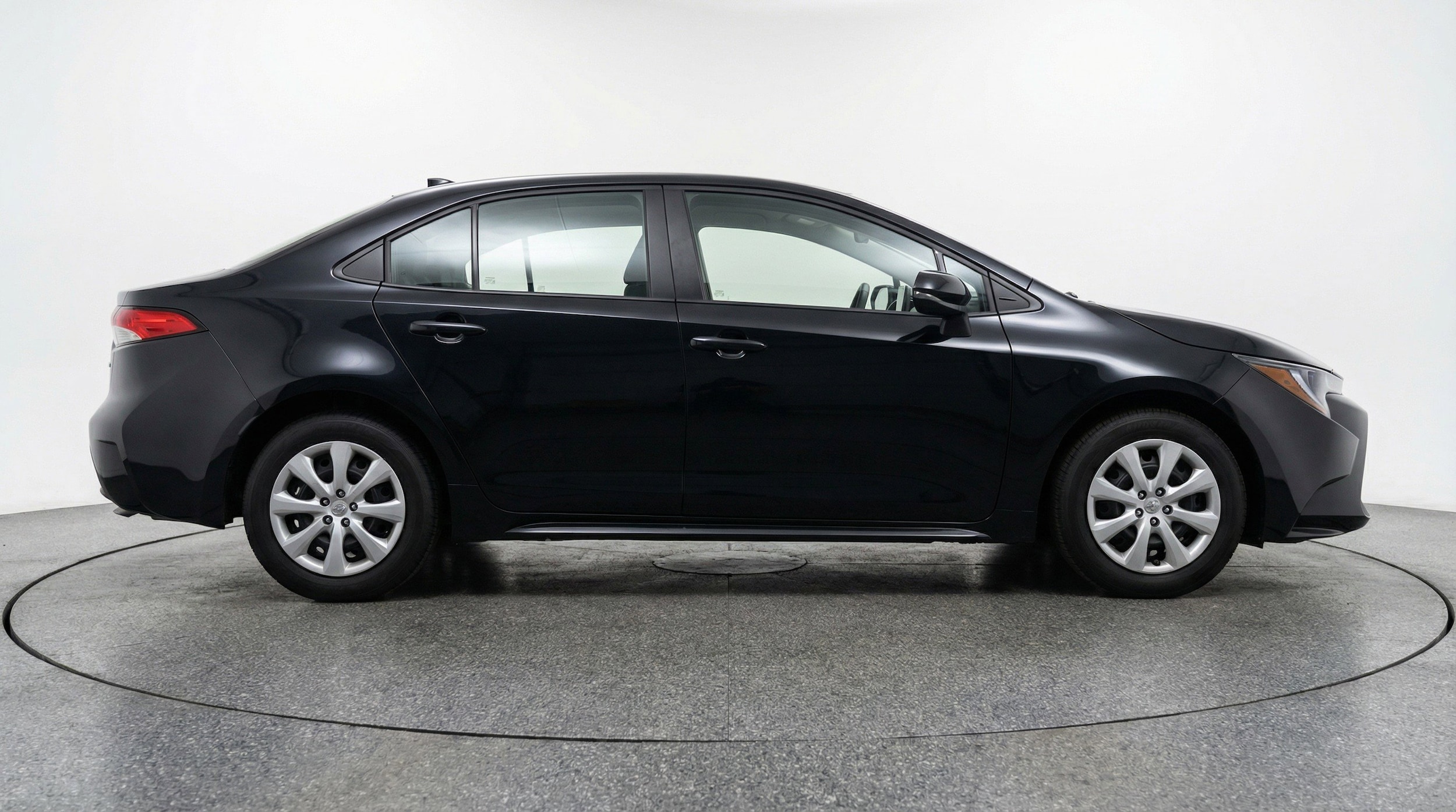 Thumbnail: 2025 Toyota Corolla - 11