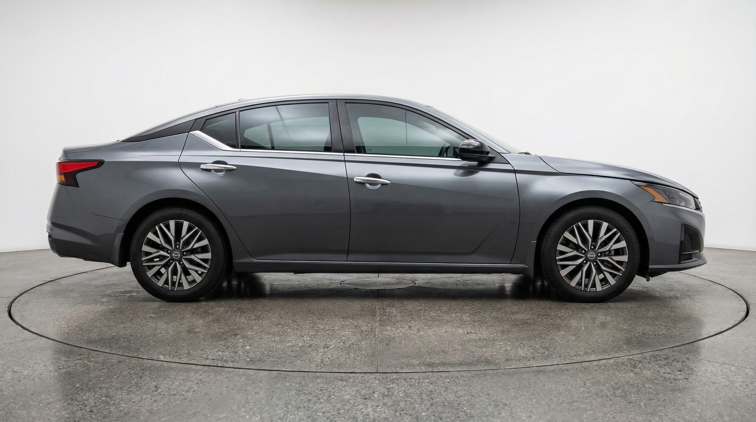 Thumbnail: 2025 Nissan Altima - 8