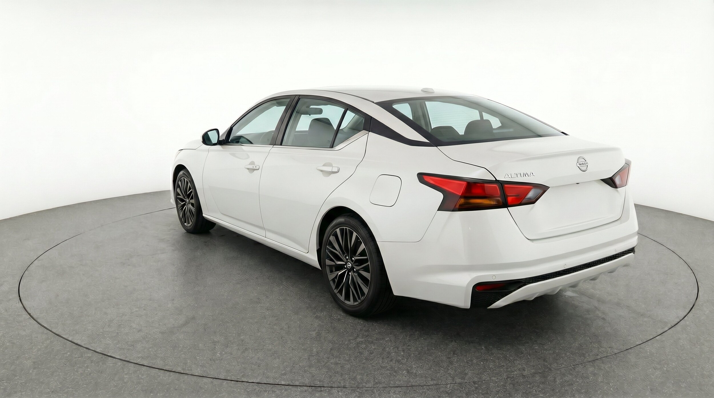 Thumbnail: 2025 Nissan Altima - 6