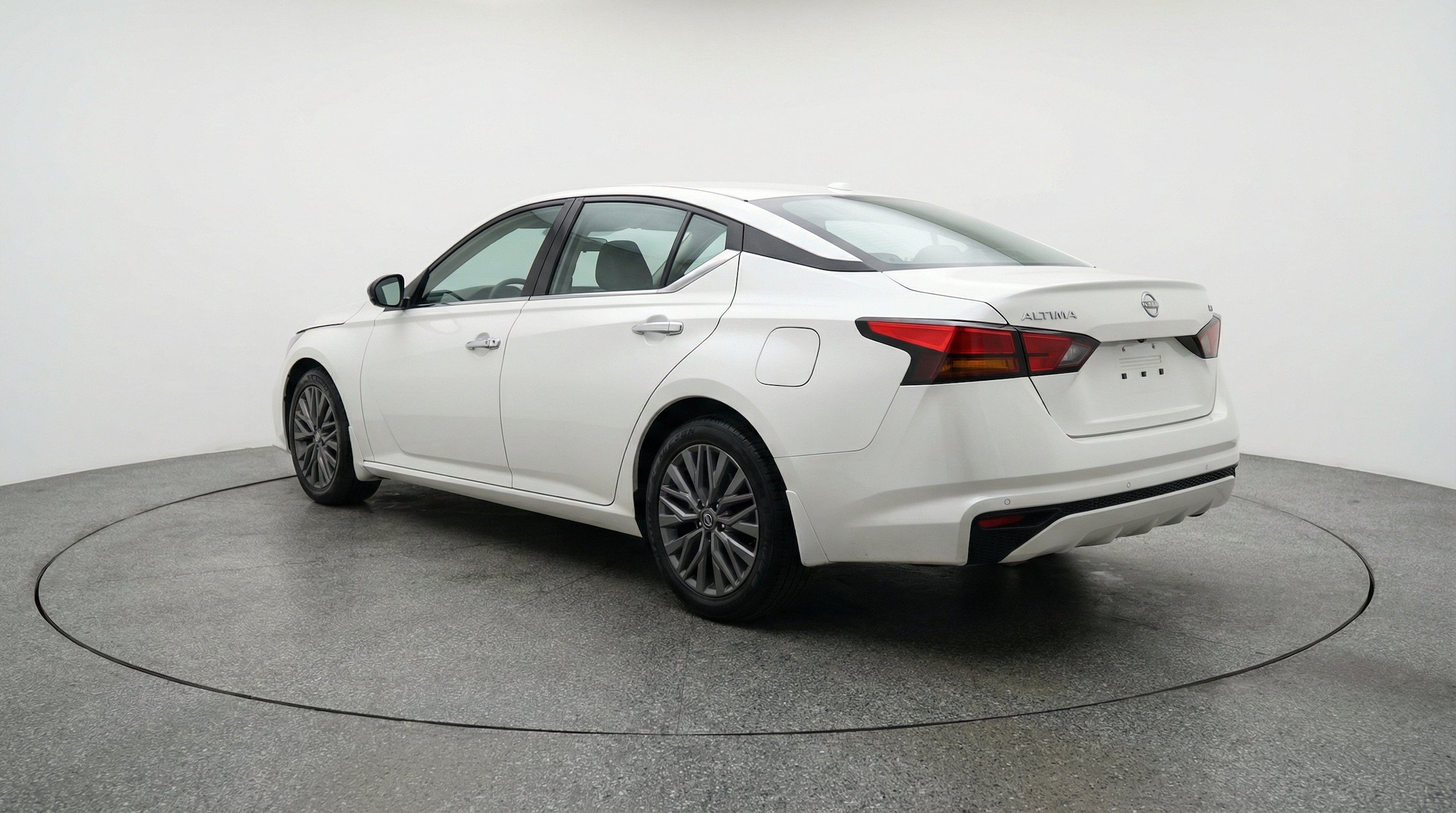 Thumbnail: 2025 Nissan Altima - 6
