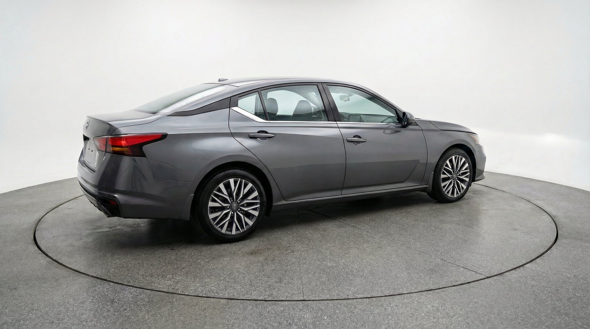 Thumbnail: 2025 Nissan Altima - 9